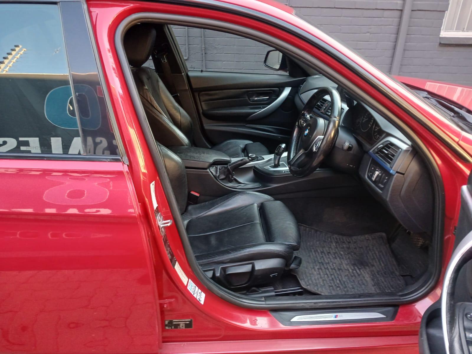 2013 BMW 3 Series 320d M Sport — photo 9