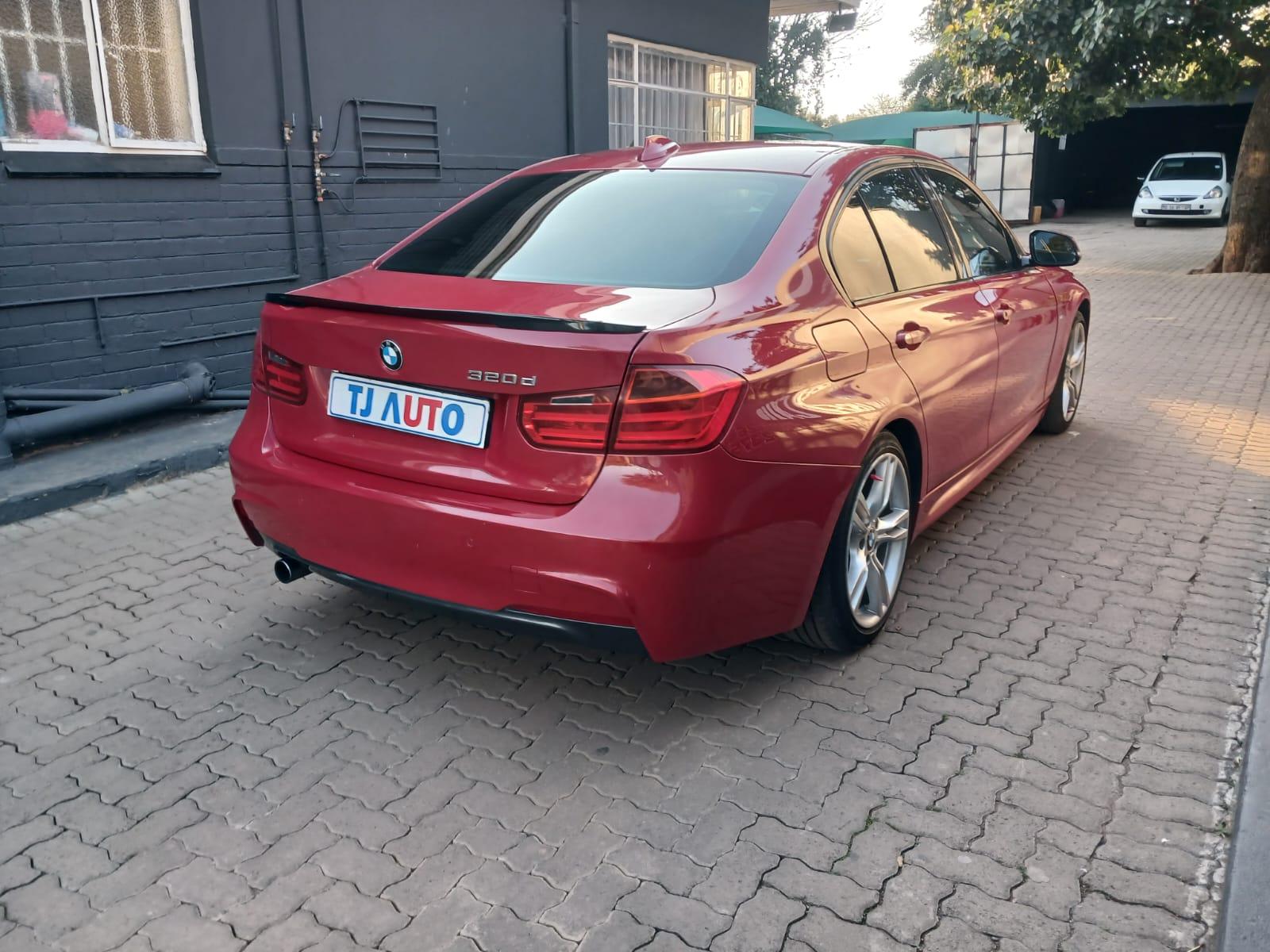 2013 BMW 3 Series 320d M Sport — photo 4