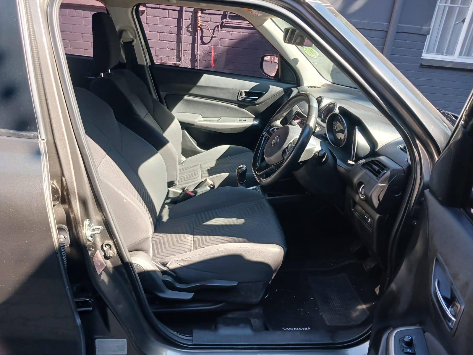 2023 Suzuki Swift 1.2 GL — photo 9