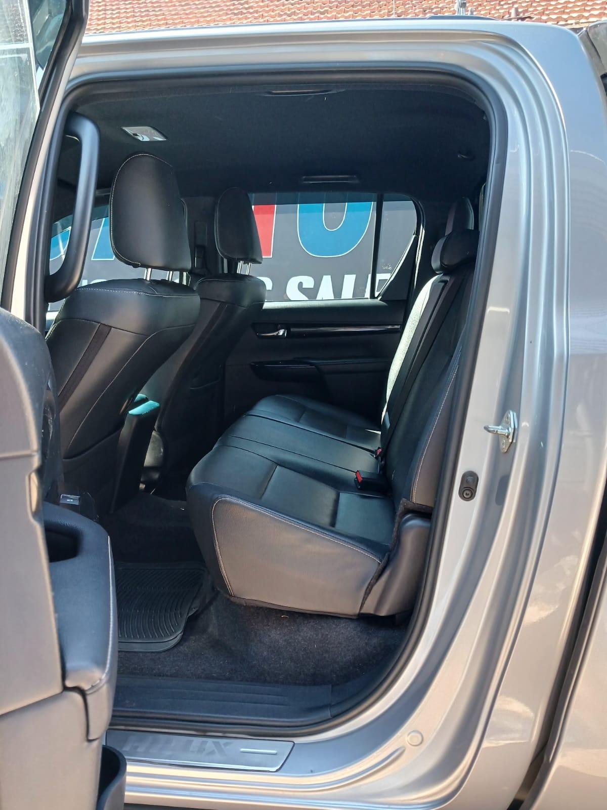 2021 Toyota Hilux 2.8 GD6 LEGEND 4X4 AUTOMATIC — photo 11