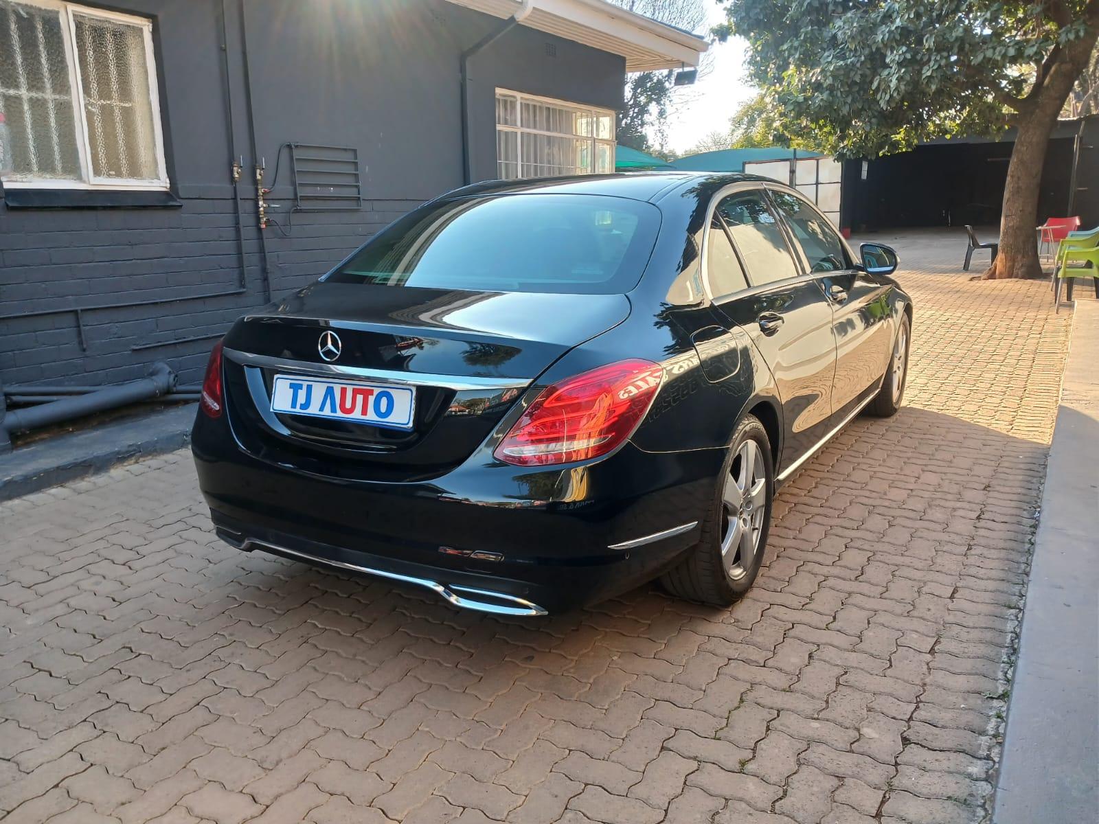 2015 Mercedes-Benz C-Class C200 AUTOMATIC — photo 4