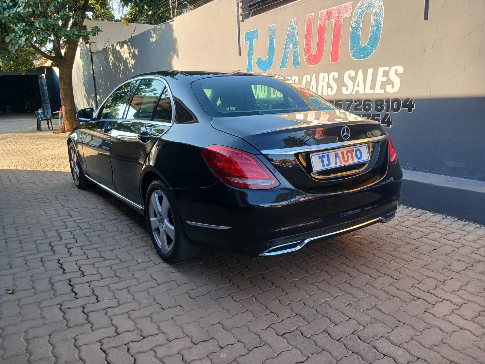 2015 Mercedes-Benz C-Class C200 AUTOMATIC — photo 6