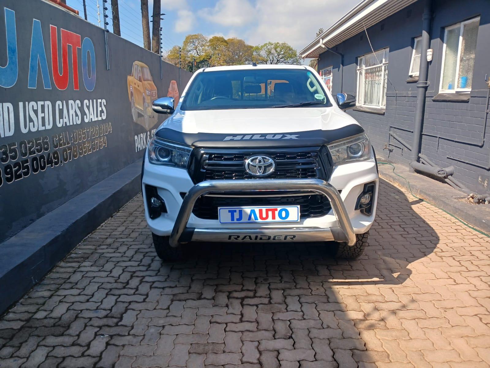 2018 Toyota Hilux 2,8 DOUBLE CAB 4X4 AUTOMATIC — photo 2