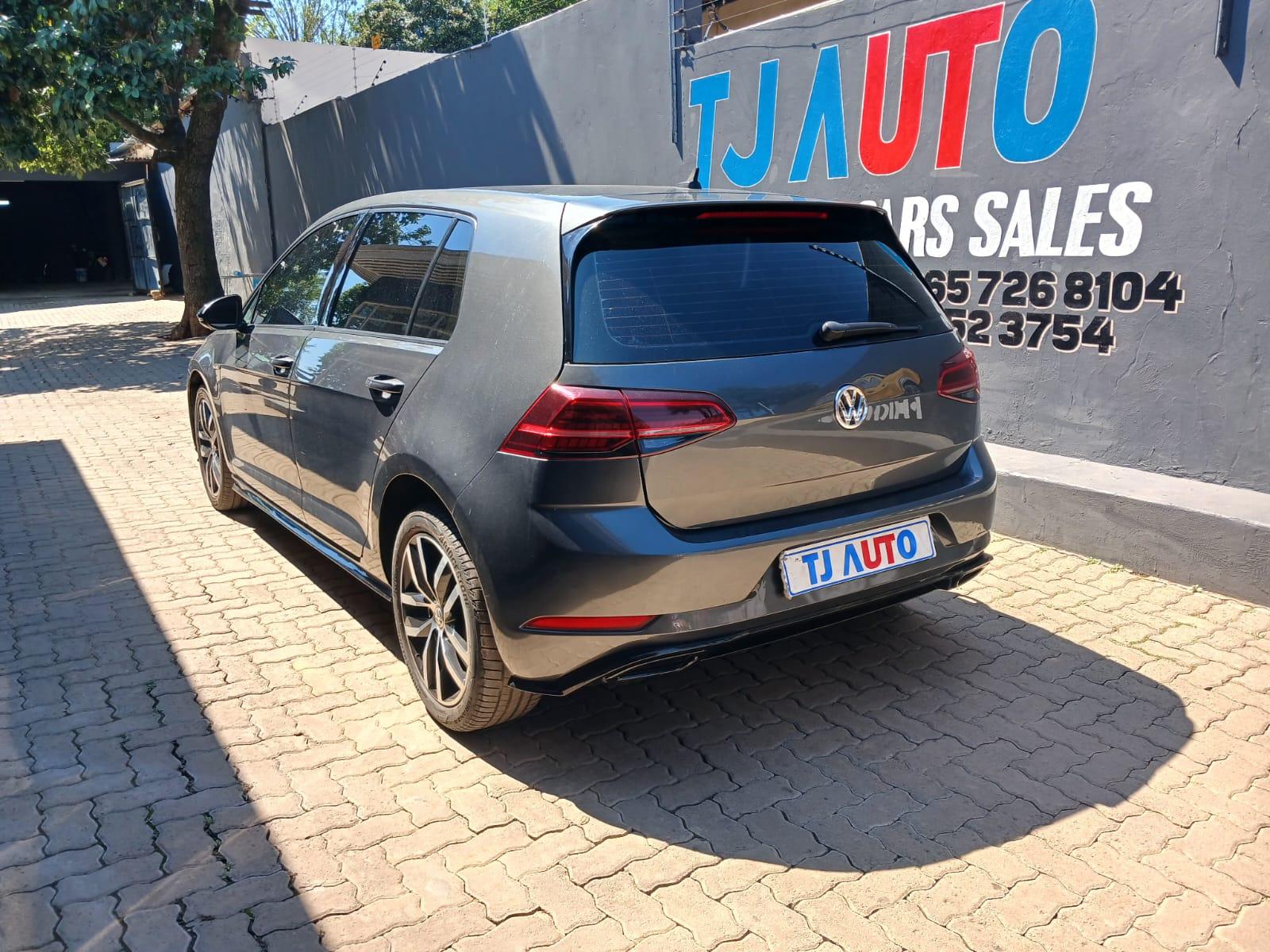 2018 Volkswagen Golf golf 7.5 2.0tdi r line automatic — photo 5