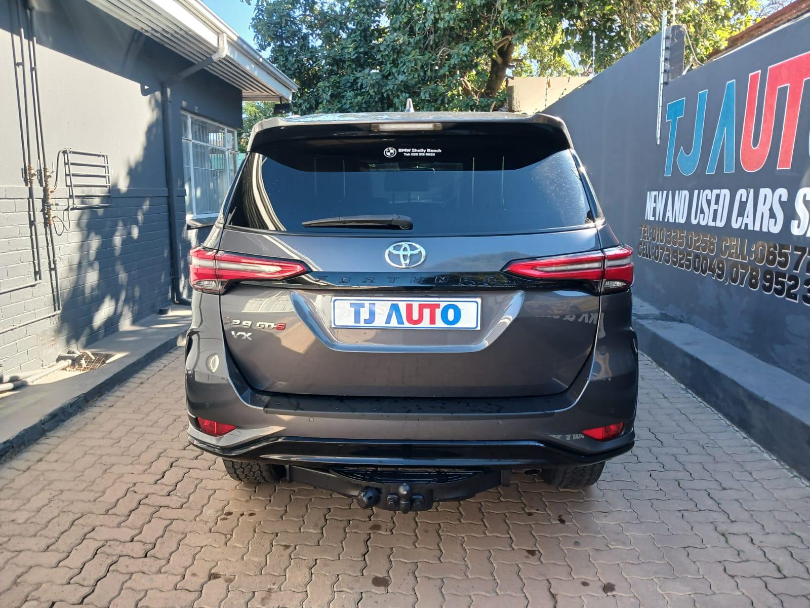 2023 Toyota Fortuner 2.8gd6 automatic 4x2vx — photo 5