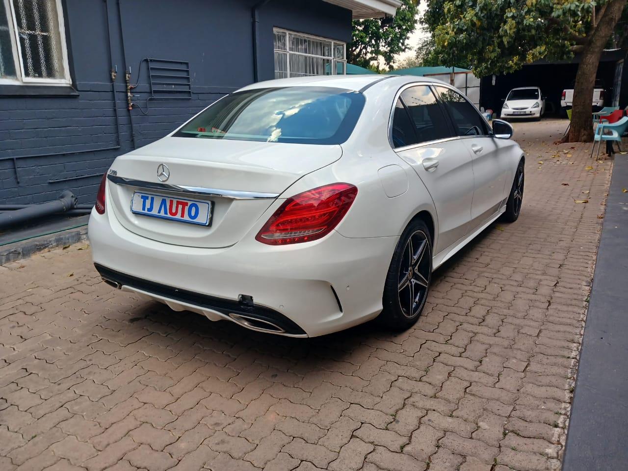 2018 Mercedes-Benz C-Class C200 AUTOMATIC — photo 6