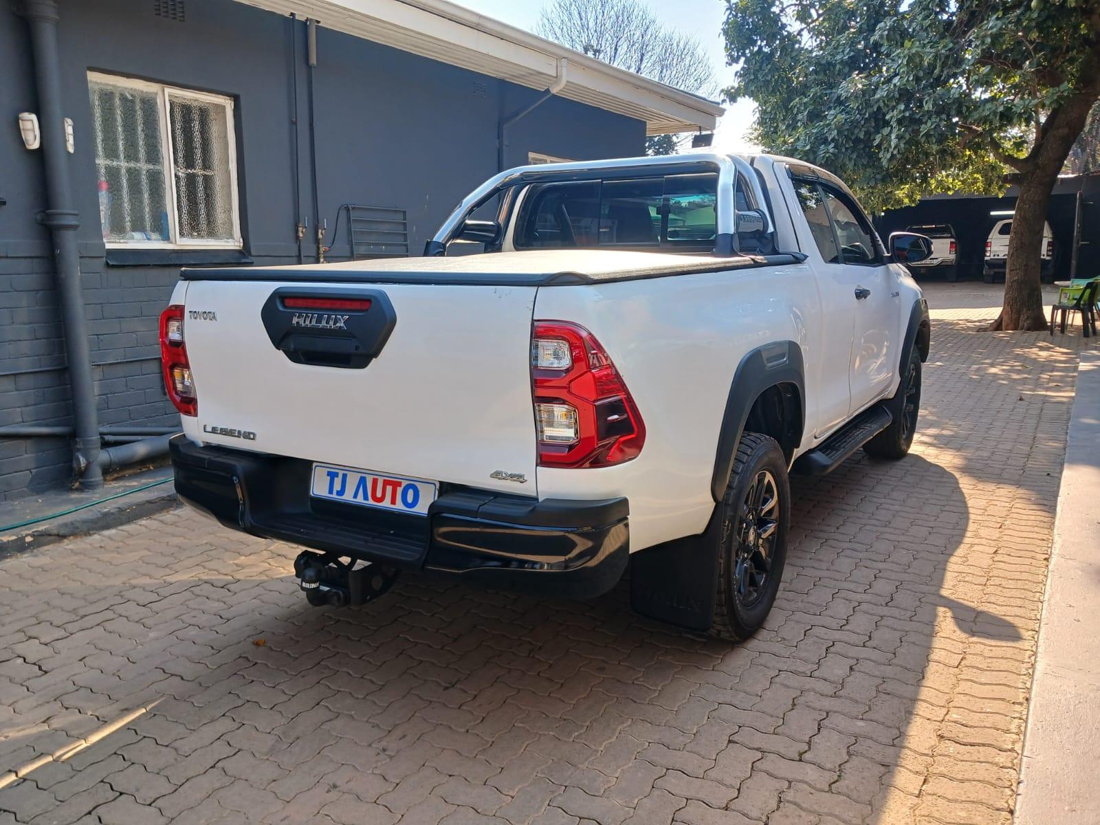 2022 Toyota Hilux 2.8 GD6 LEGEND 4X4 AUTOMATIC — photo 3