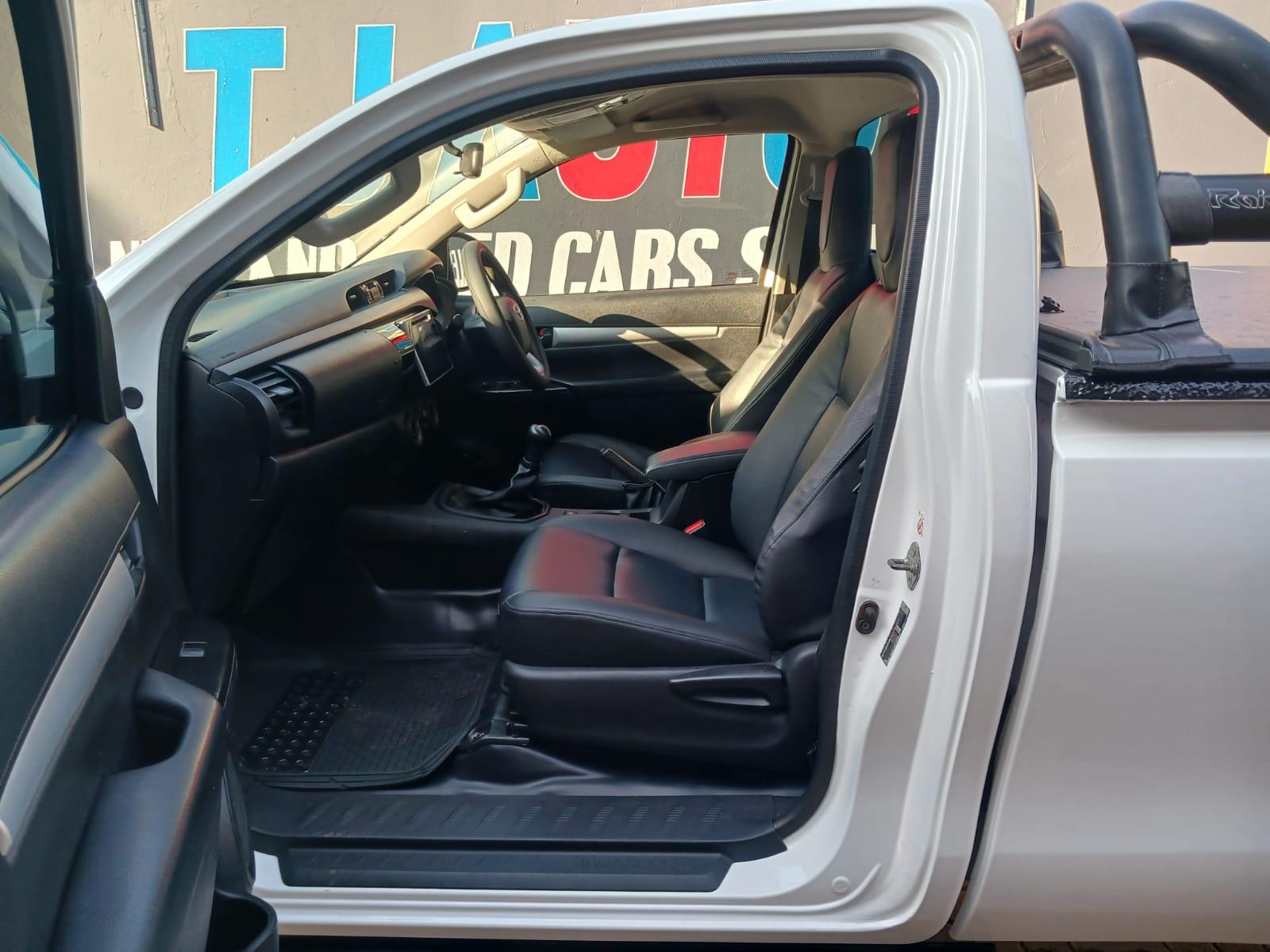 2017 Toyota Hilux 2.4 GD-6 SR — photo 9