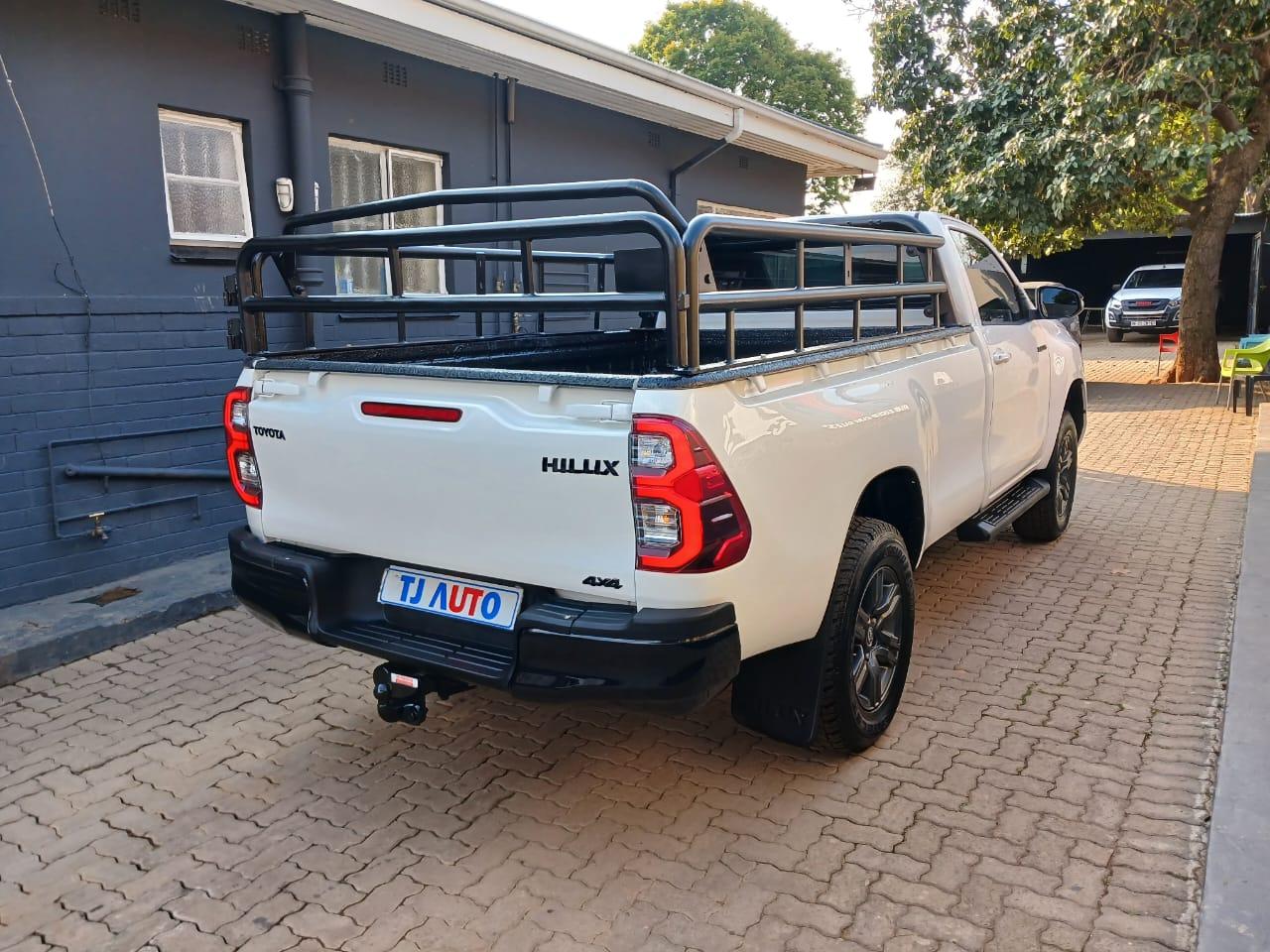 2026 Toyota Hilux 2.4 SINGLE CAB 4X4 MANUAL — photo 4