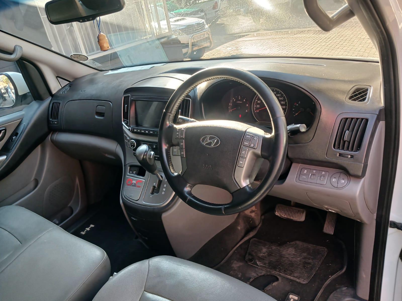 2021 Hyundai H1 2.5 elite doesel — photo 12