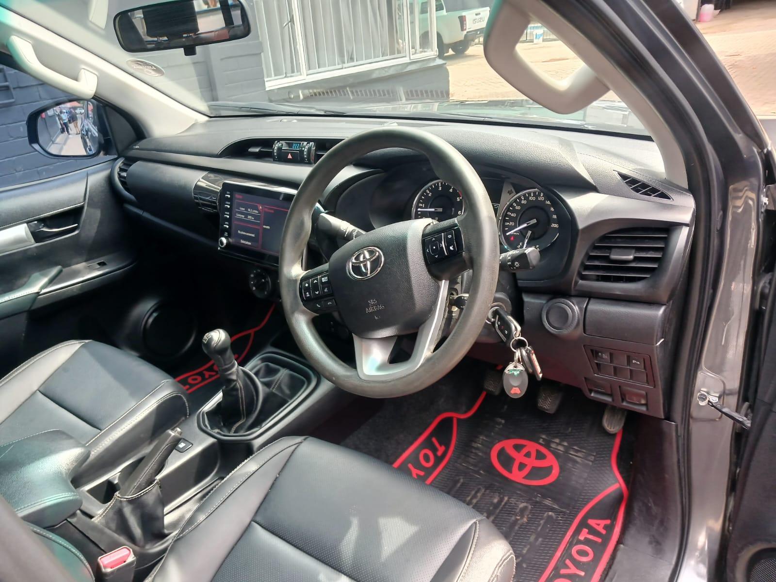 2021 Toyota Hilux 2.4 DOUBLE CAB 4X2 SRX — photo 9