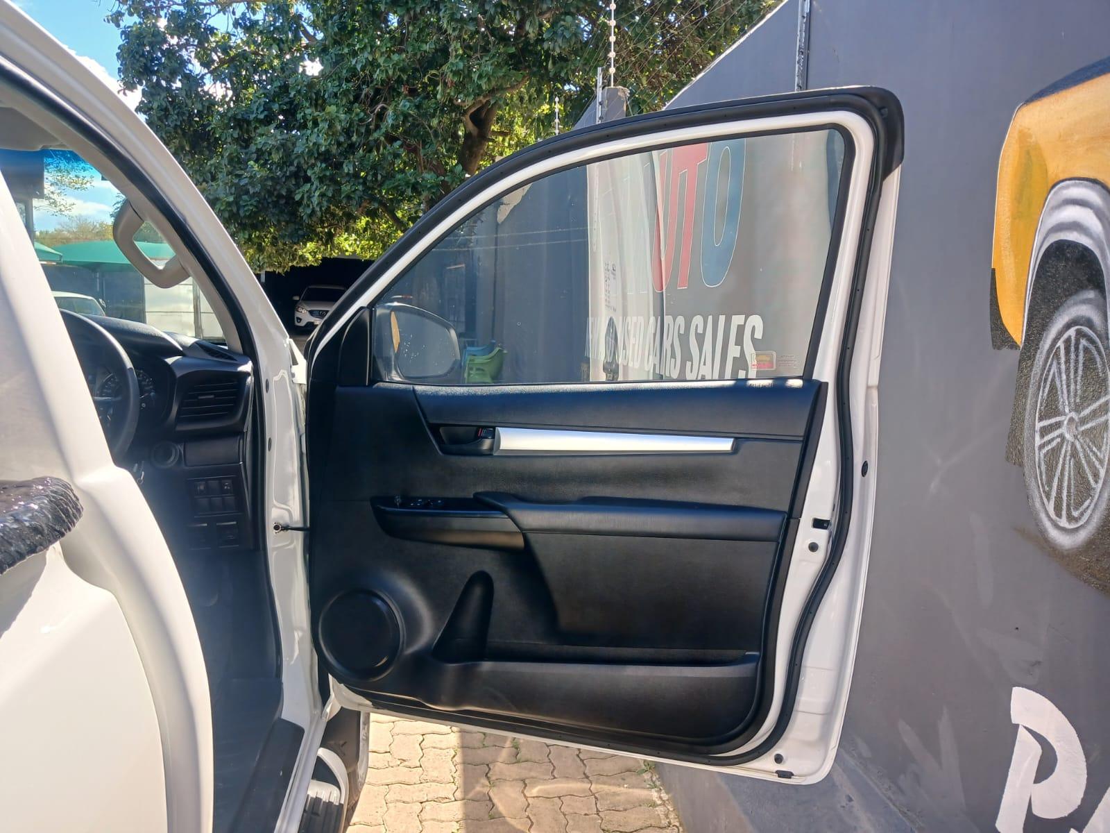 2018 Toyota Hilux 2.4gd6 extra cab — photo 8