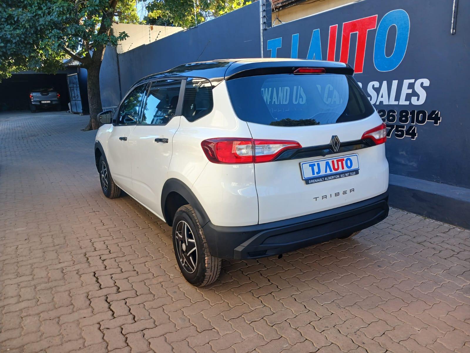 2026 Renault Triber 1.0 — photo 4