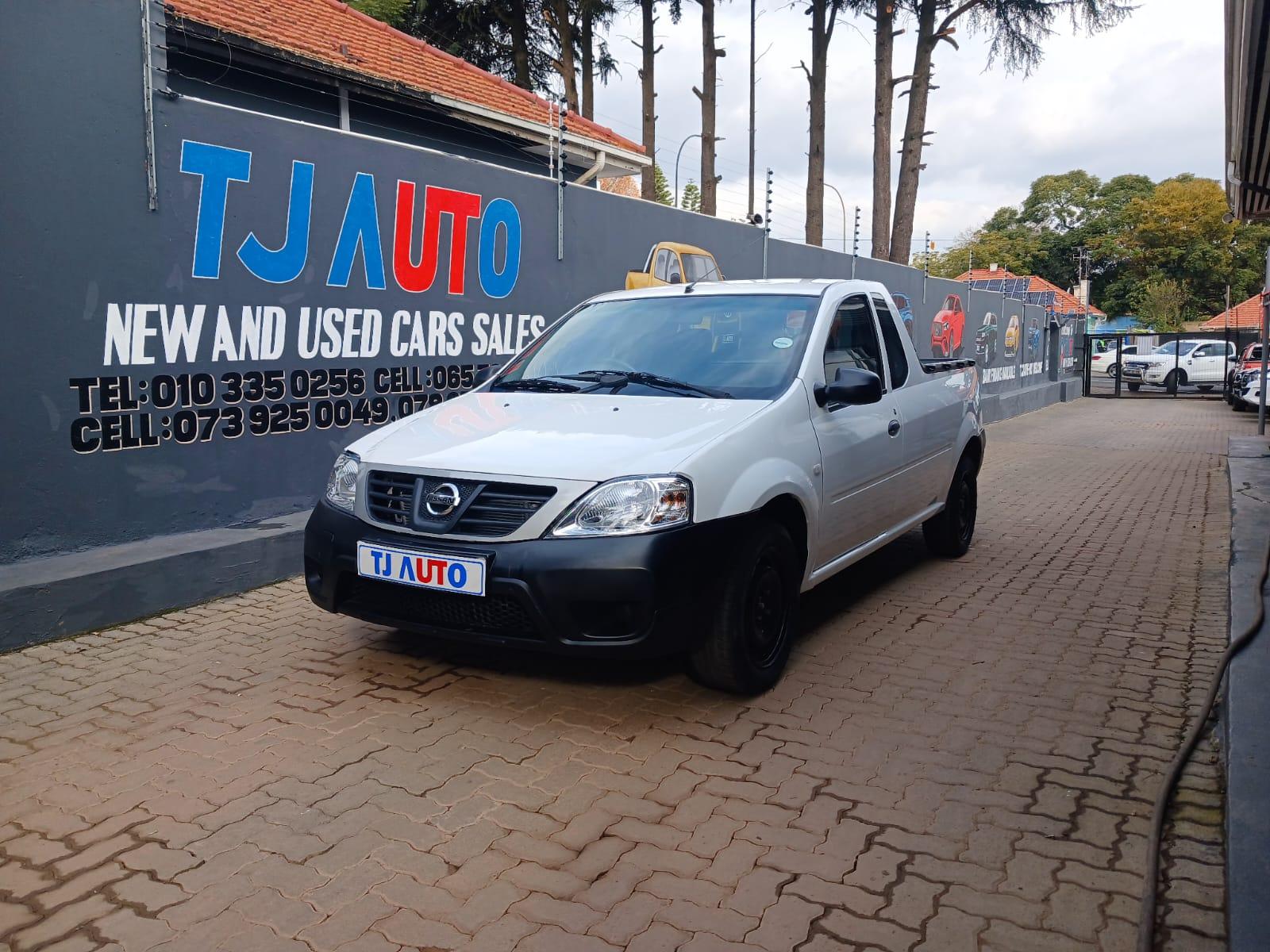 2023 Nissan Np200 1.6i