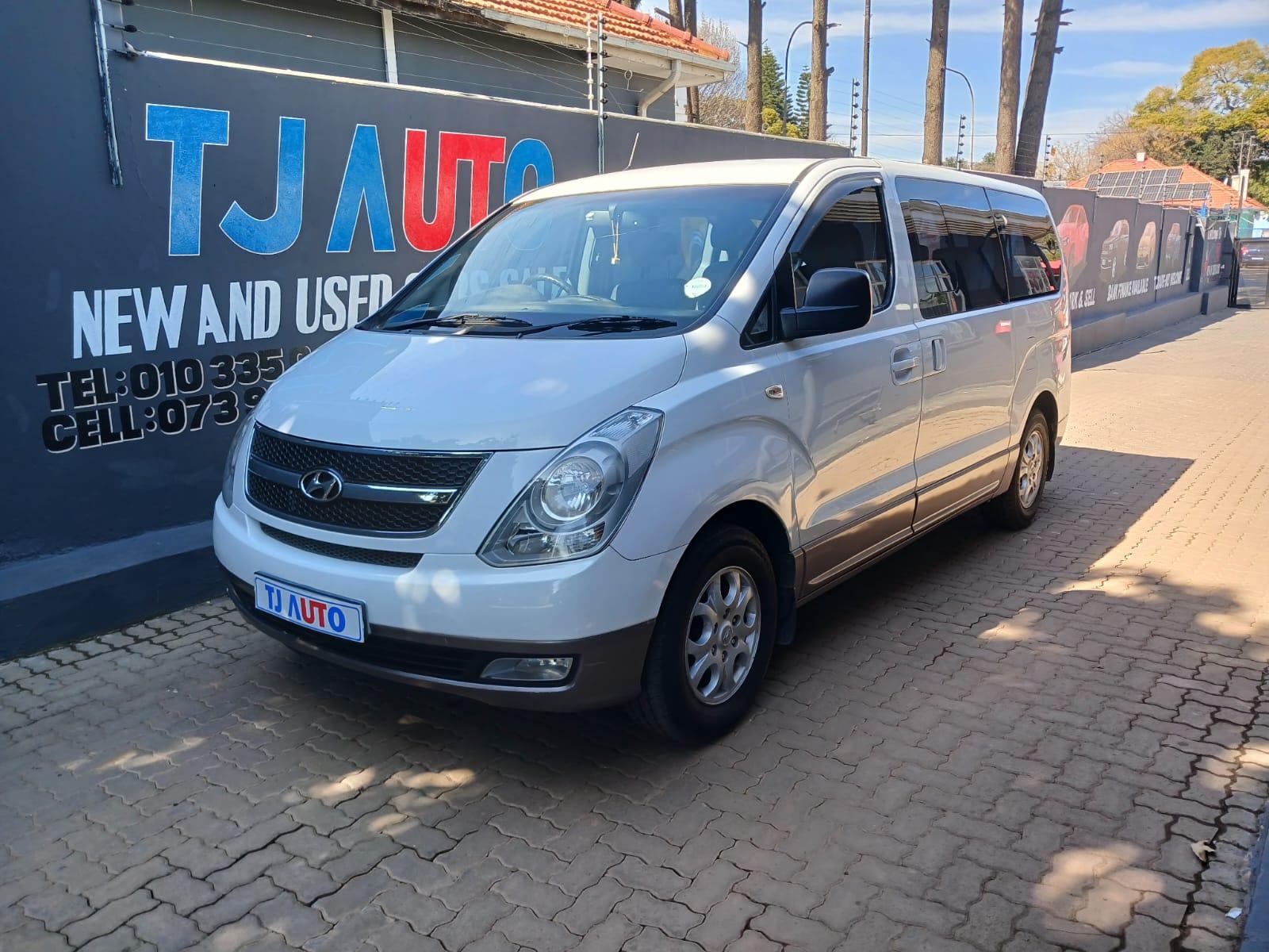 2015 Hyundai H1 2,4