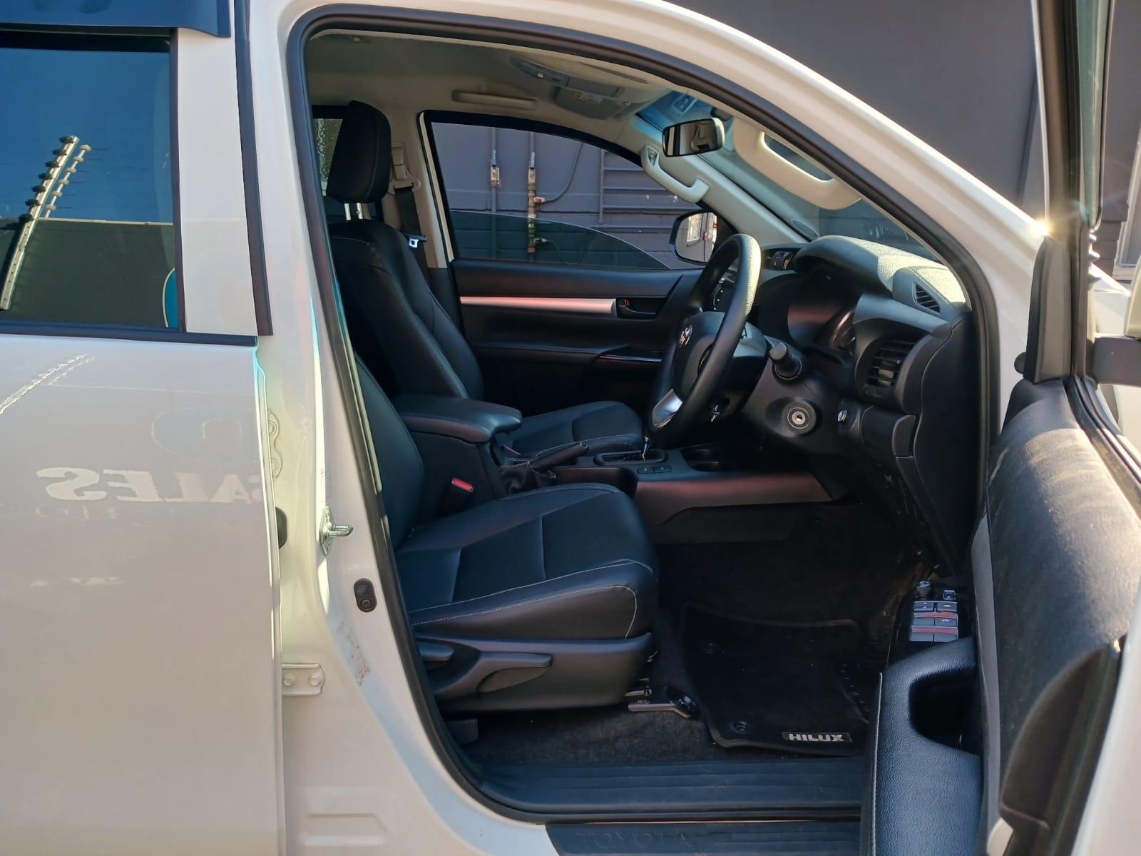 2026 Toyota Hilux 2.4 double cab 4x4 auto — photo 11