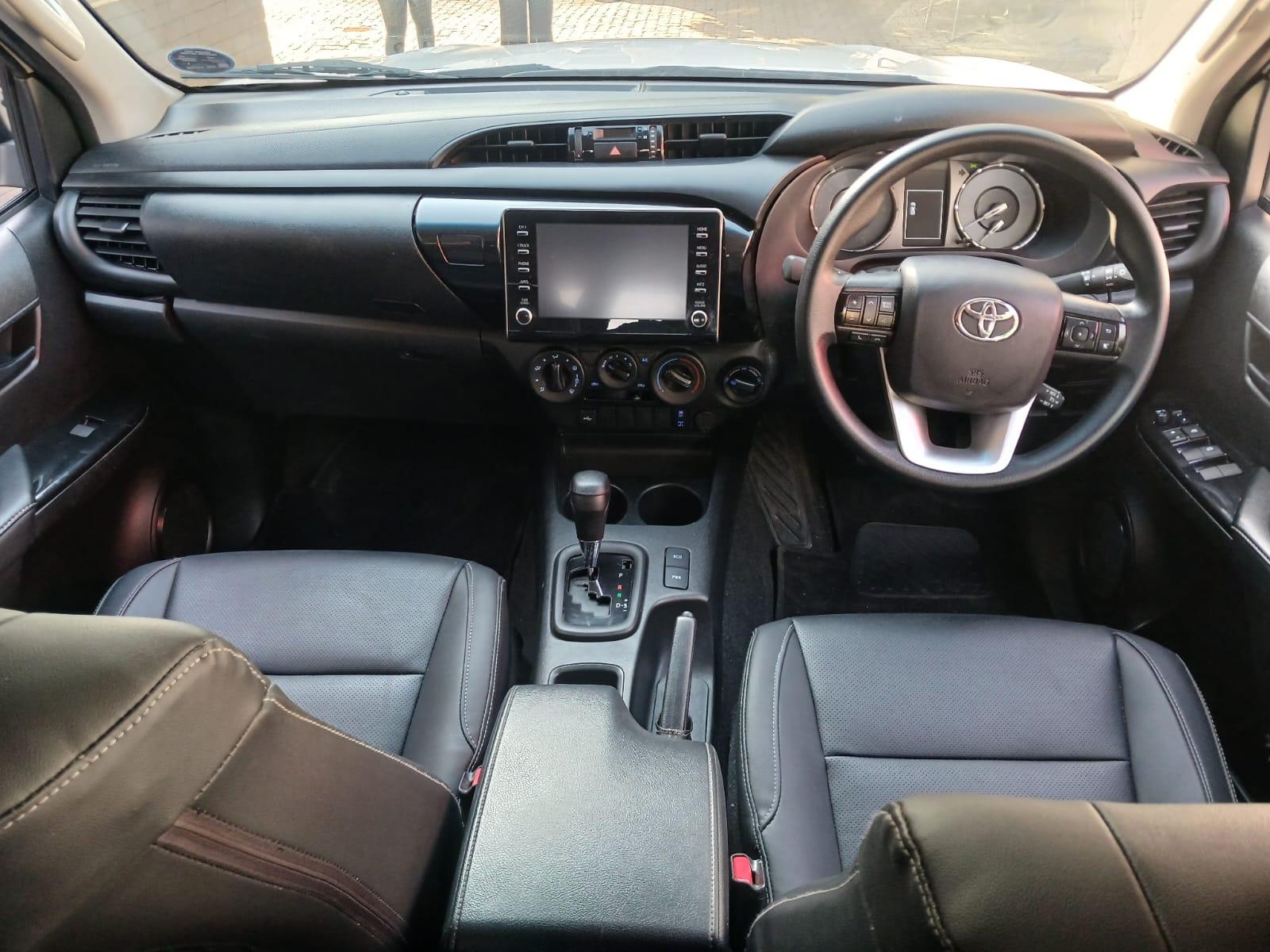 2026 Toyota Hilux 2.4 double cab 4x4 auto — photo 9