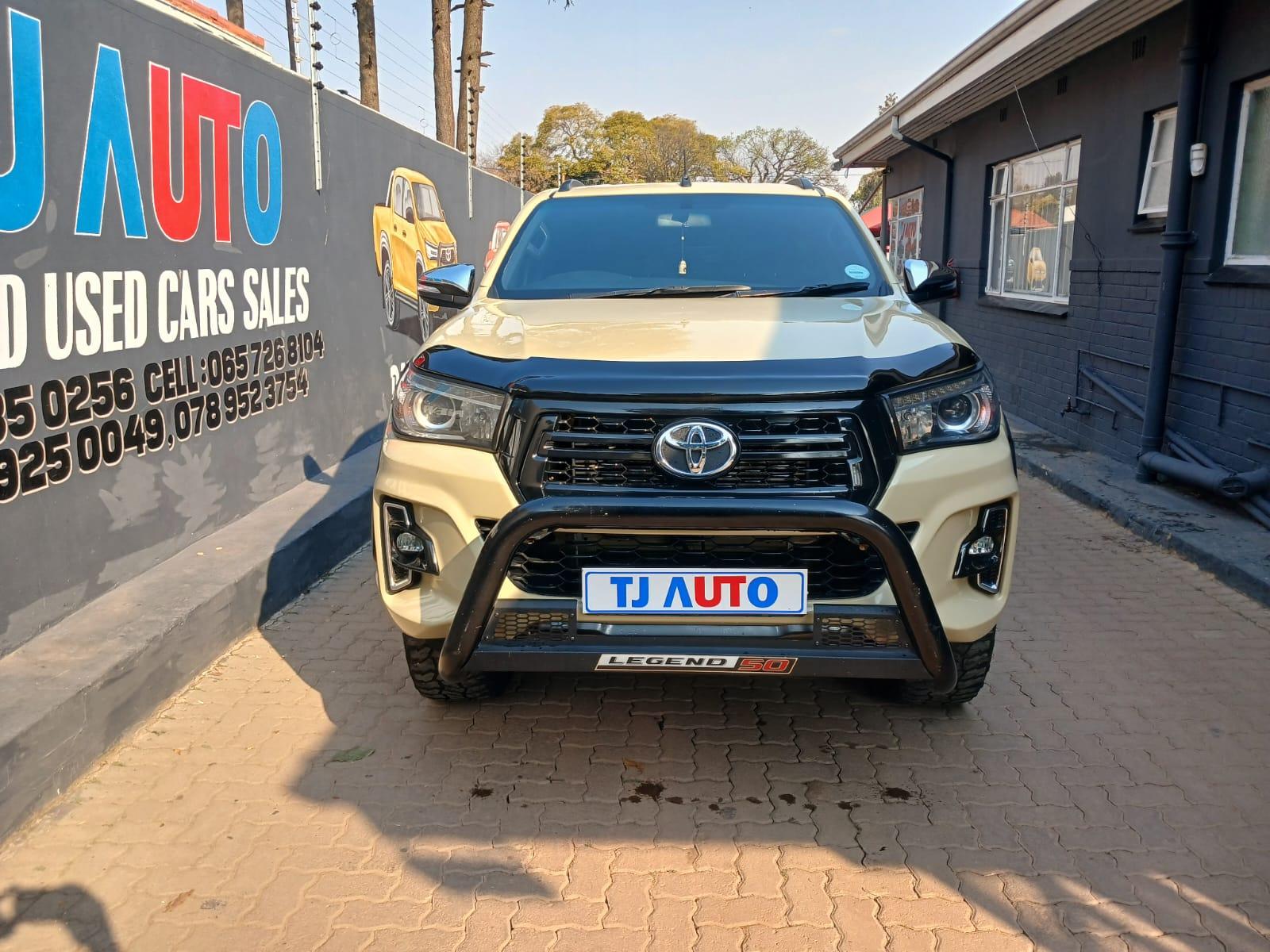 2020 Toyota Hilux 2.8 double cab legend 50 4x4 automatic — photo 2