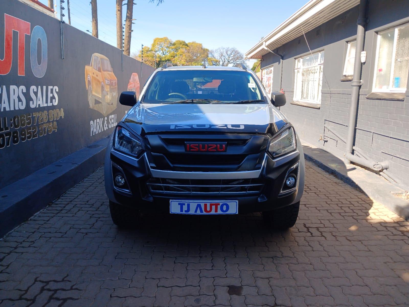 2022 Isuzu D-Max D MAX 250 X RIDER MANUAL 4X2 — photo 2