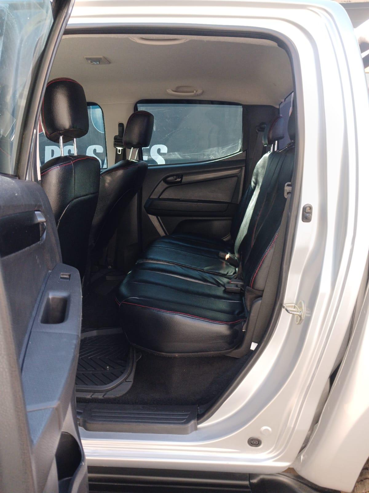 2022 Isuzu D-Max D MAX 250 X RIDER MANUAL 4X2 — photo 12