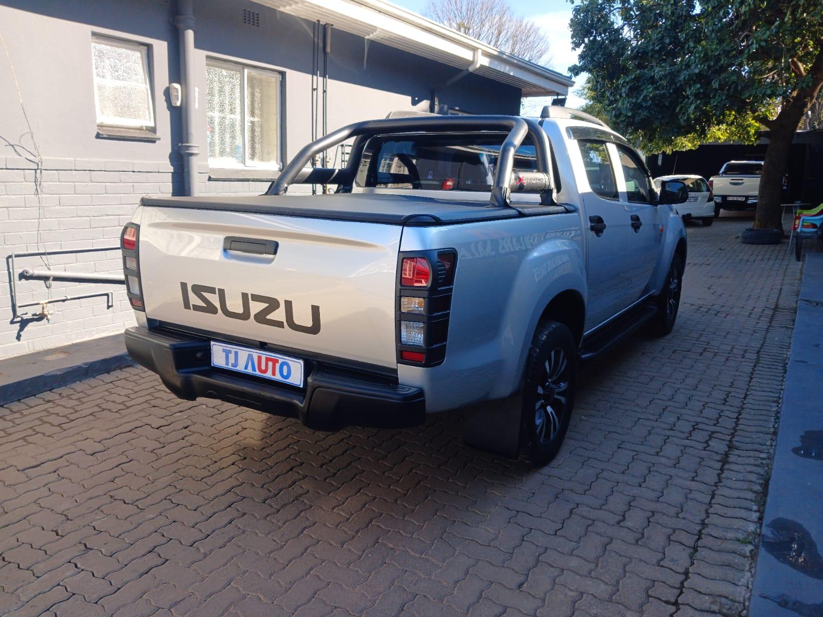 2022 Isuzu D-Max D MAX 250 X RIDER MANUAL 4X2 — photo 4