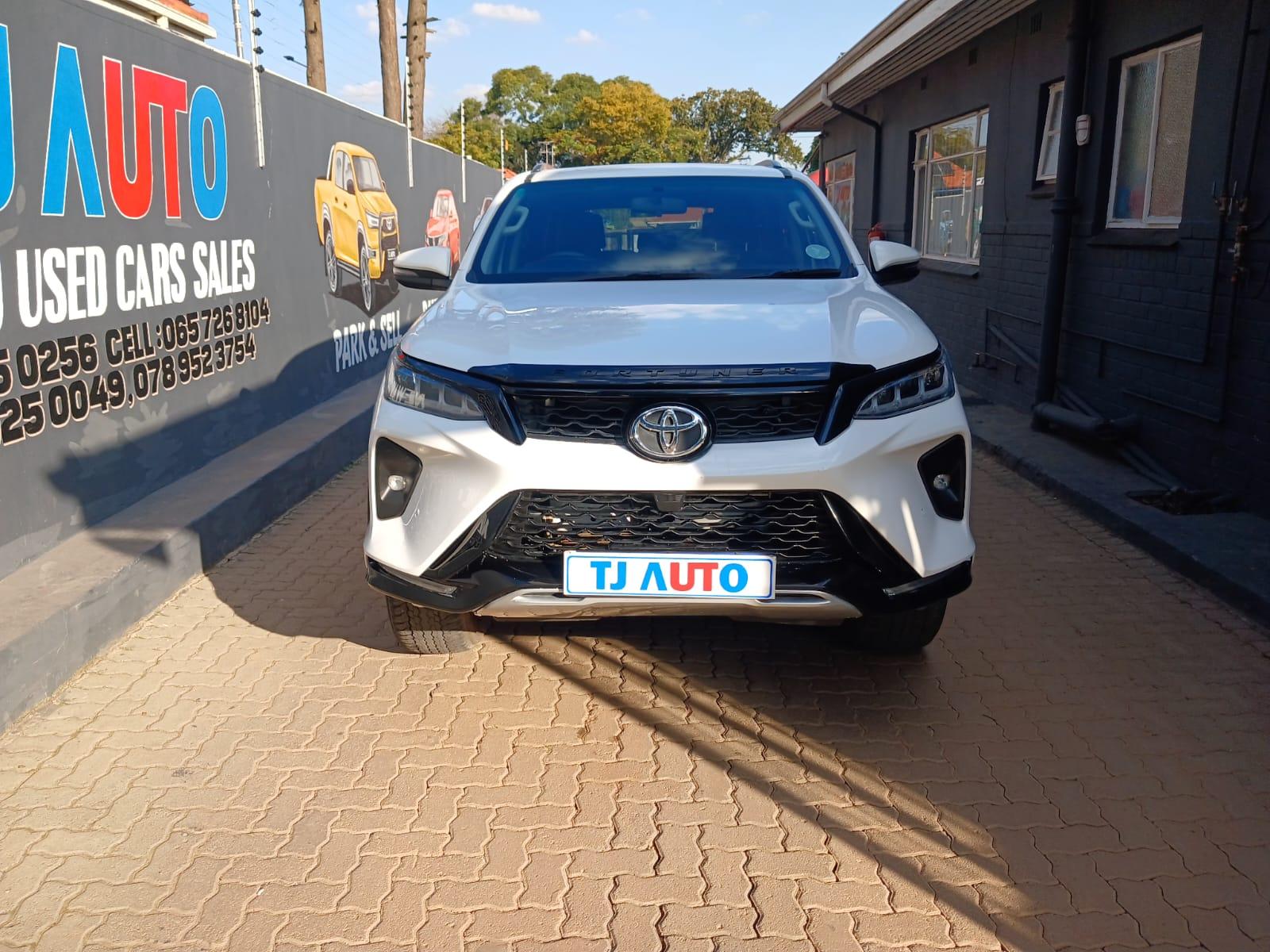 2023 Toyota Fortuner 2.4GD-6 AUTO — photo 3
