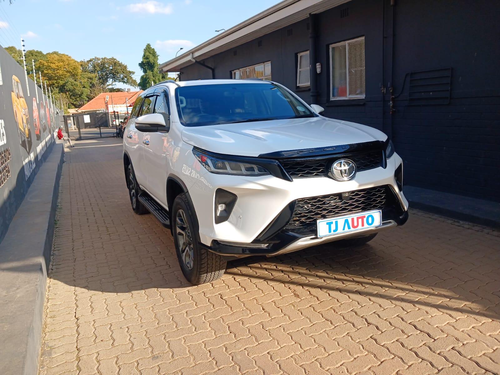 2023 Toyota Fortuner 2.4GD-6 AUTO — photo 2