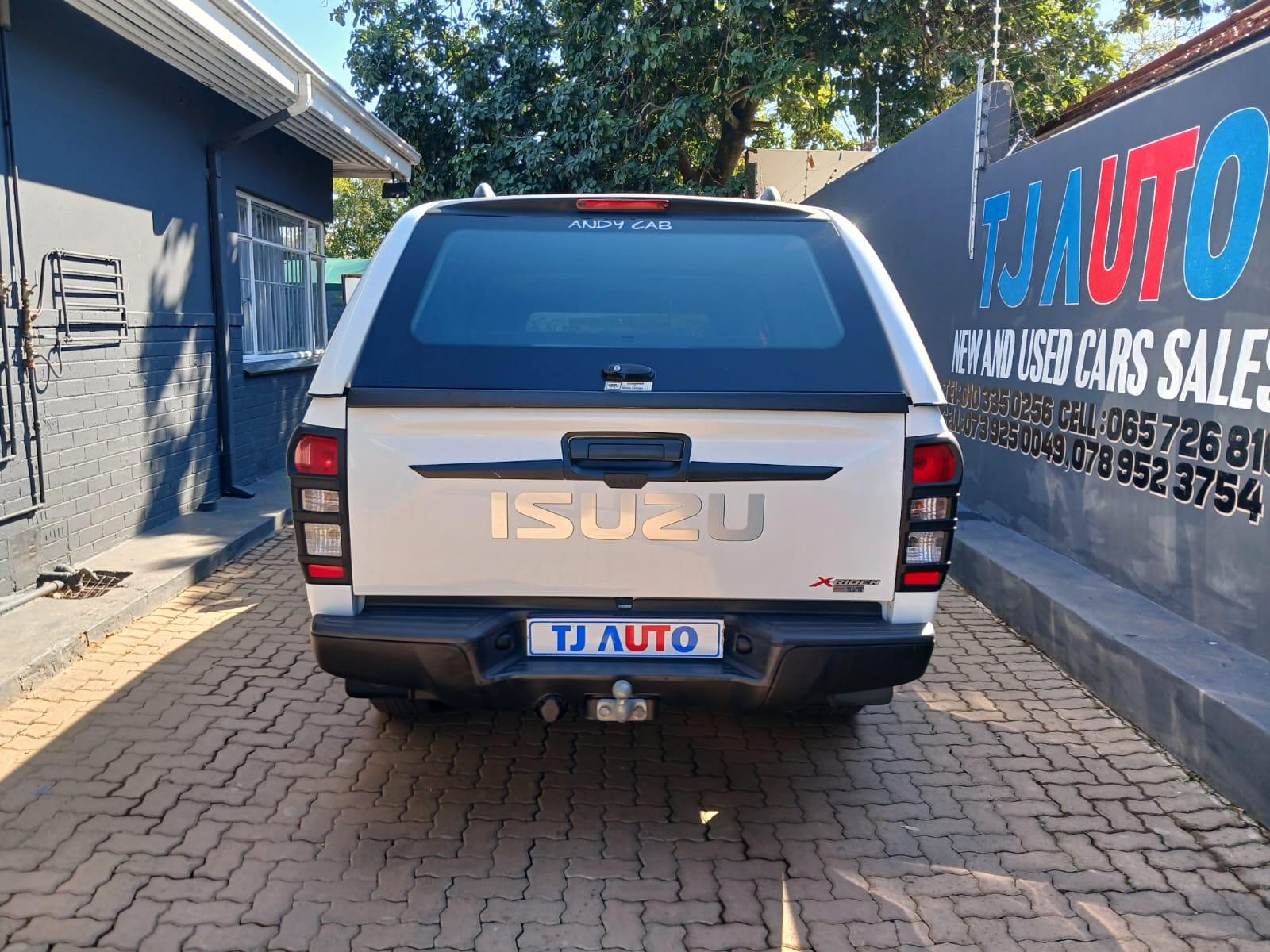 2019 Isuzu D-Max DMAX 250 X RIDER DOUBLE CAB 4X4 — photo 5