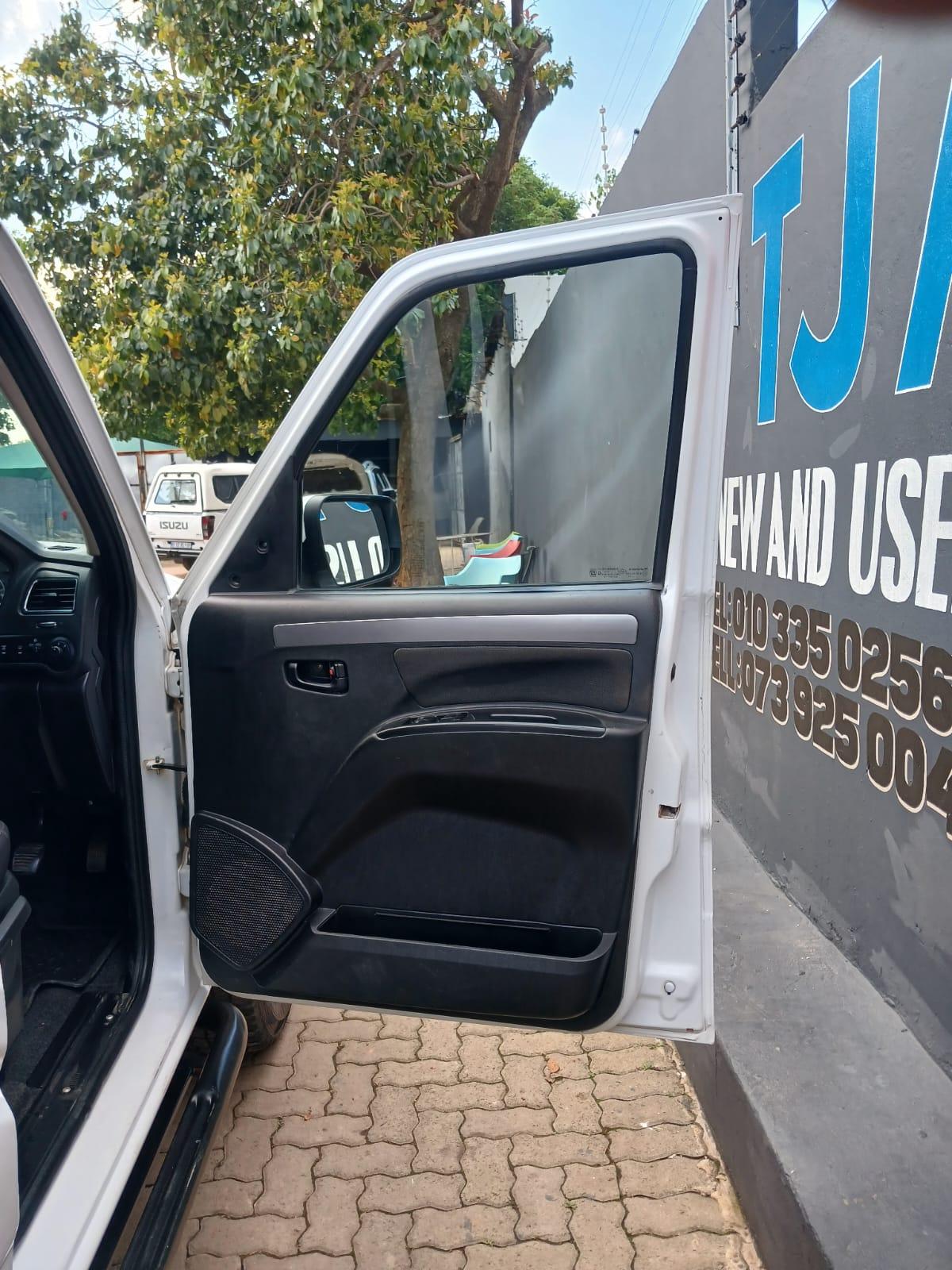 2023 Mahindra Pick up bakkie 2.2 mahindra s6 pick up — photo 7