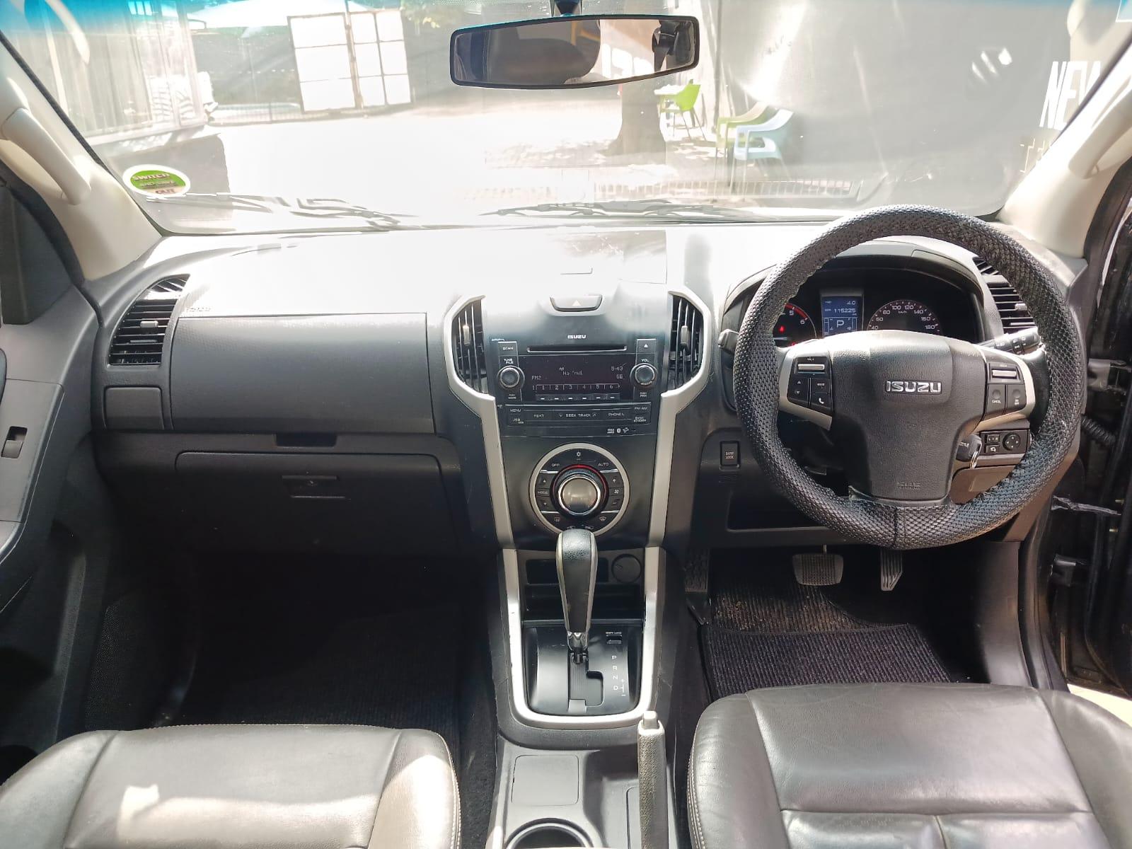 2015 Isuzu kb300 kb300 — photo 7