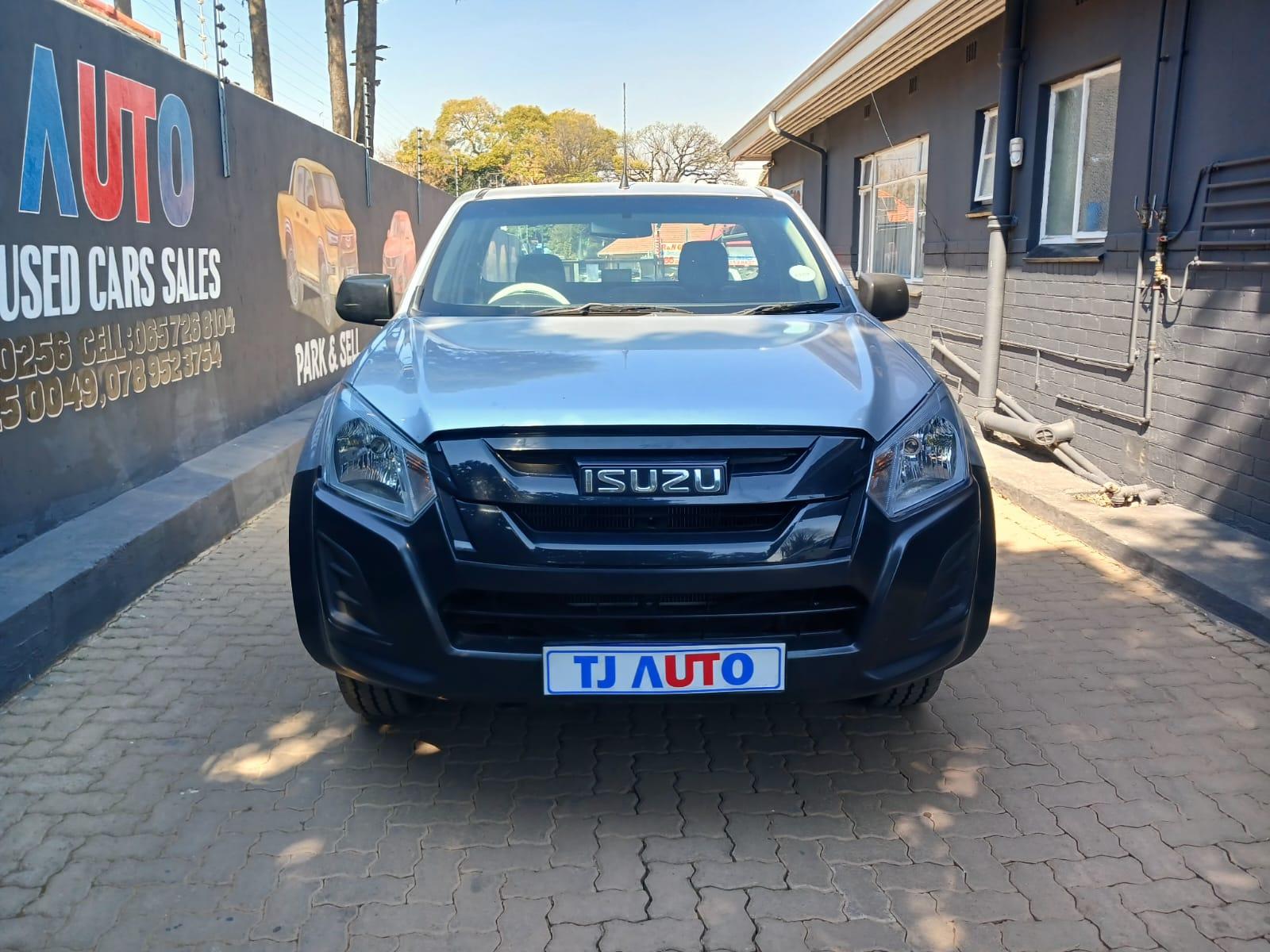 2020 Isuzu D-Max d max 250 4x2 — photo 2