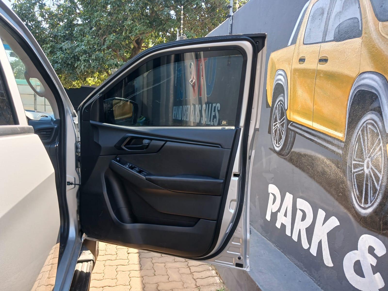2025 Isuzu D-Max ISUZU D MAX 1.9 DOUBLE CAB 4X2 — photo 7