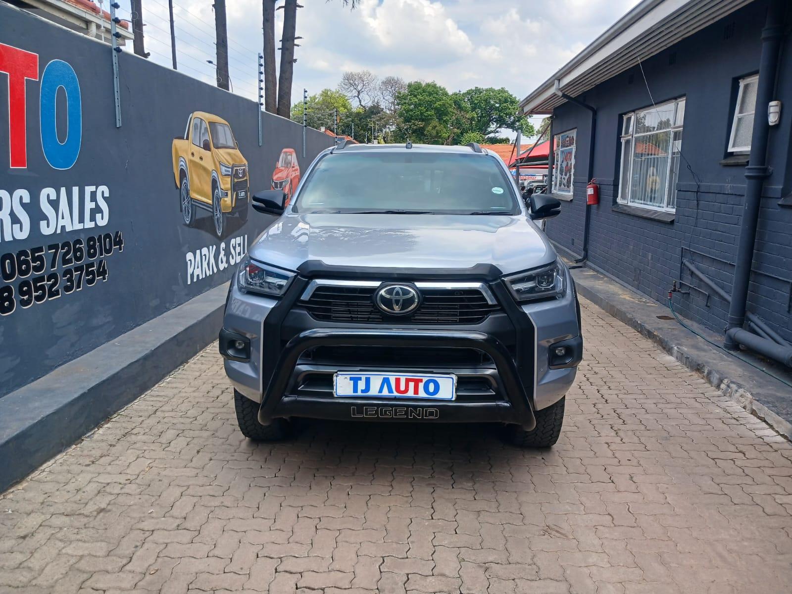 2021 Toyota Hilux 2.8 double cab legend 4x4 automatic — photo 3