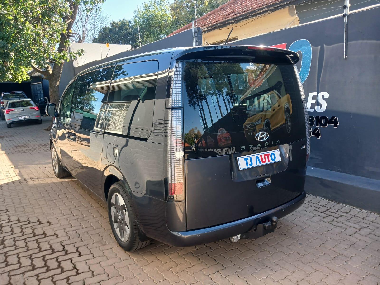 2023 Hyundai stario 2.29 seater — photo 4