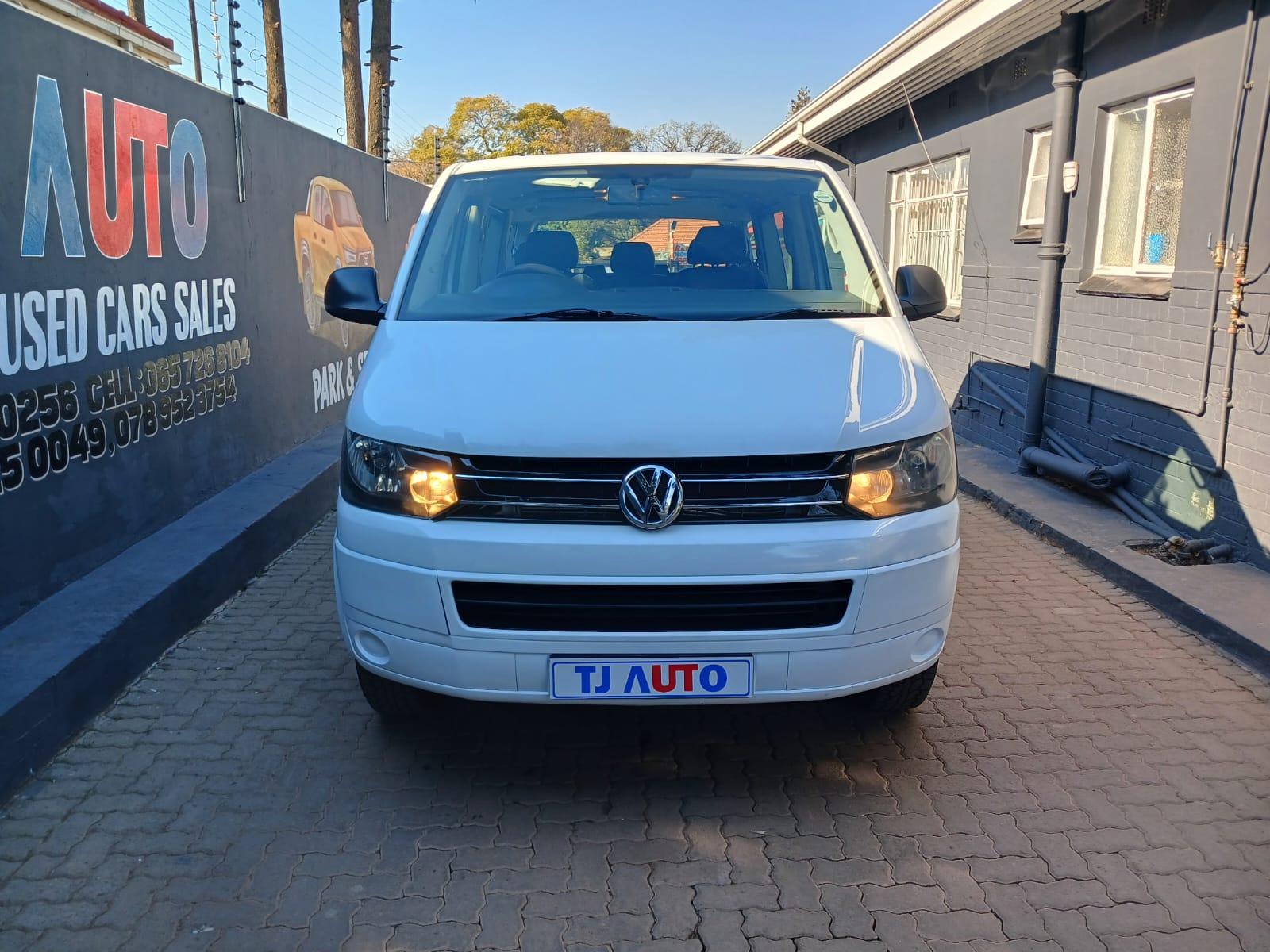 2013 vw transporter T5 — photo 2