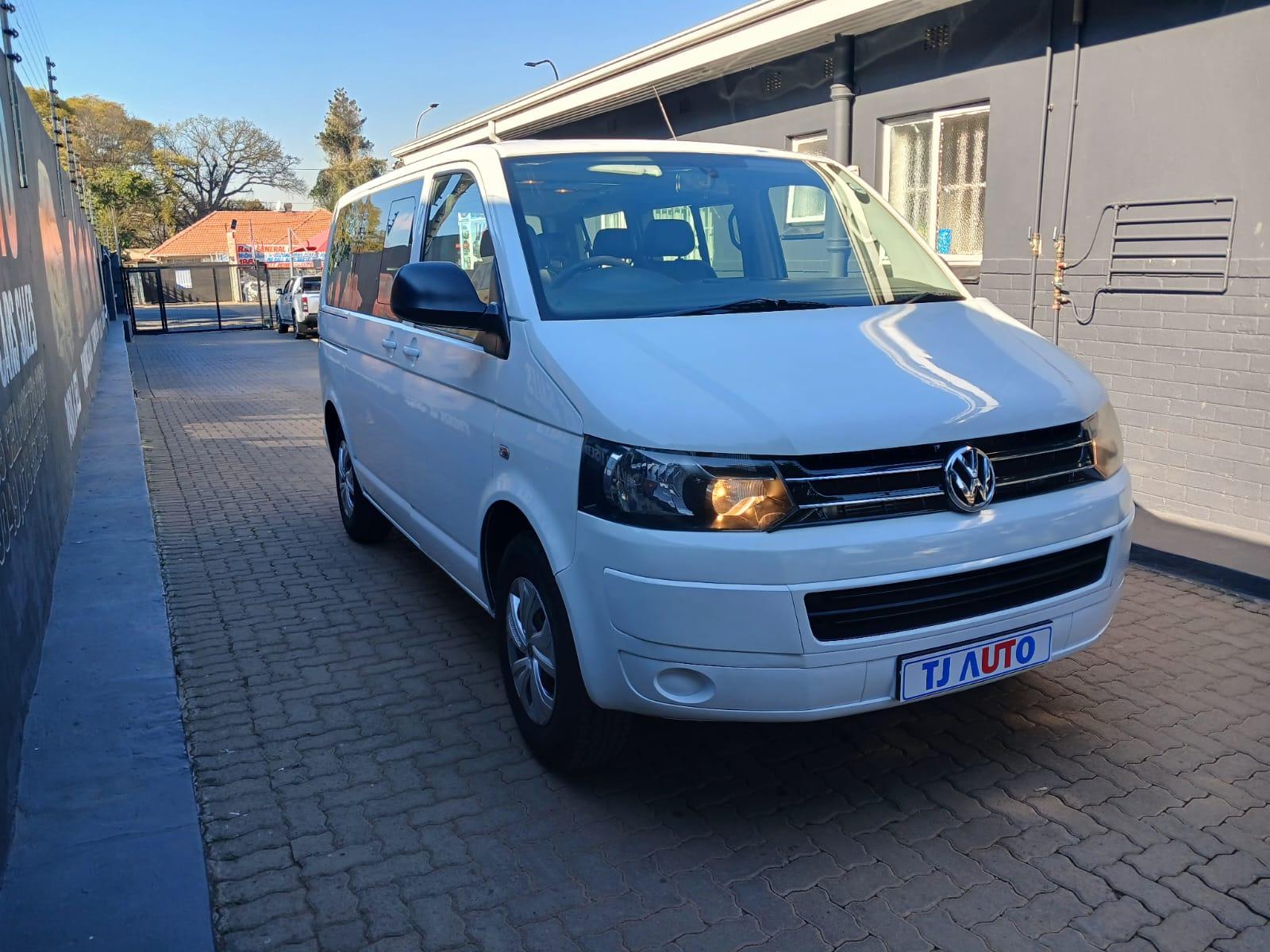 2013 vw transporter T5 — photo 3