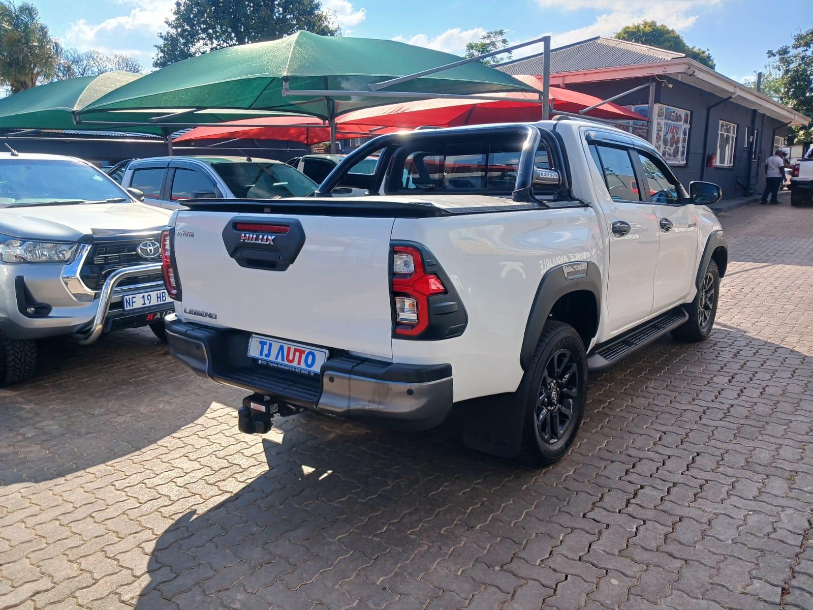 2022 Toyota Hilux 2.8 DOUBLE CAB LEGEND 4X2 — photo 6