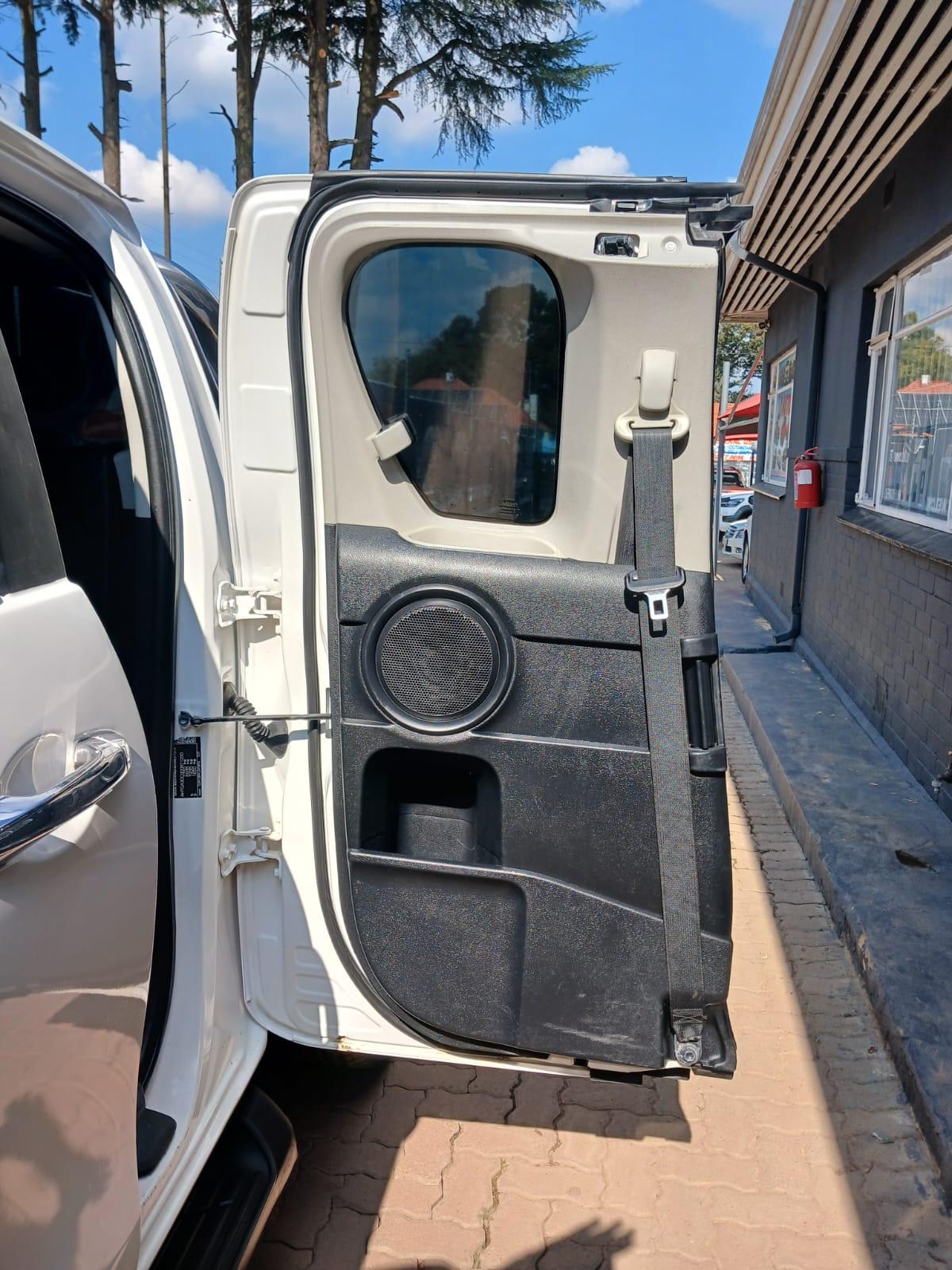 2016 Toyota Hilux 2.8GD-6 Xtra CAB RAIDER — photo 13