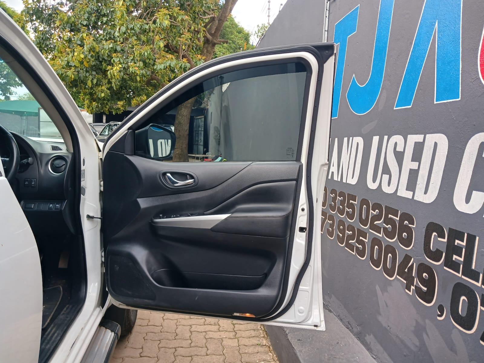 2021 Nissan Navara 2.3 double cab 4x2 automatic — photo 11