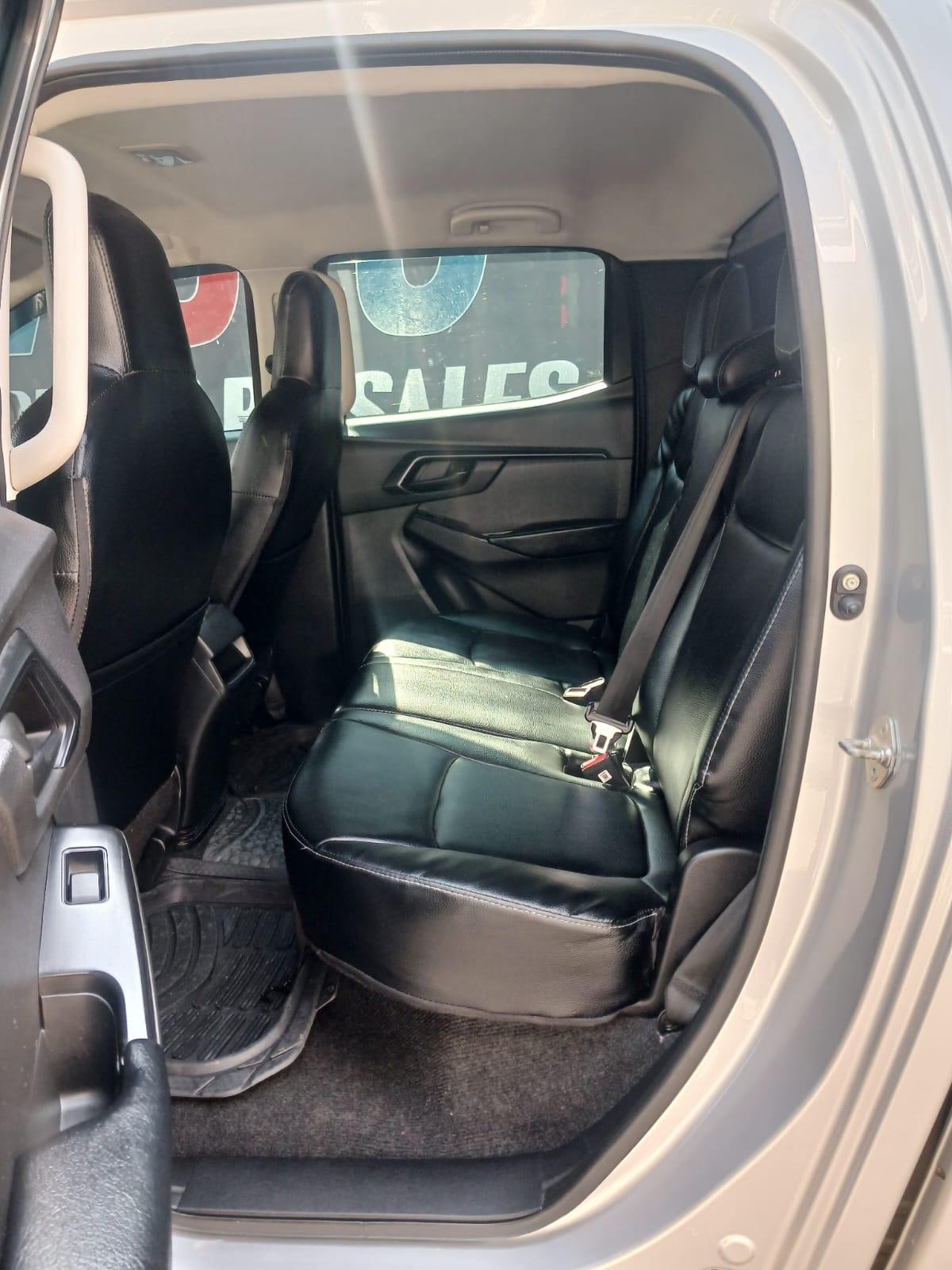 2023 Isuzu D-Max dmax 1.9 double cab automatic 4x2 — photo 9