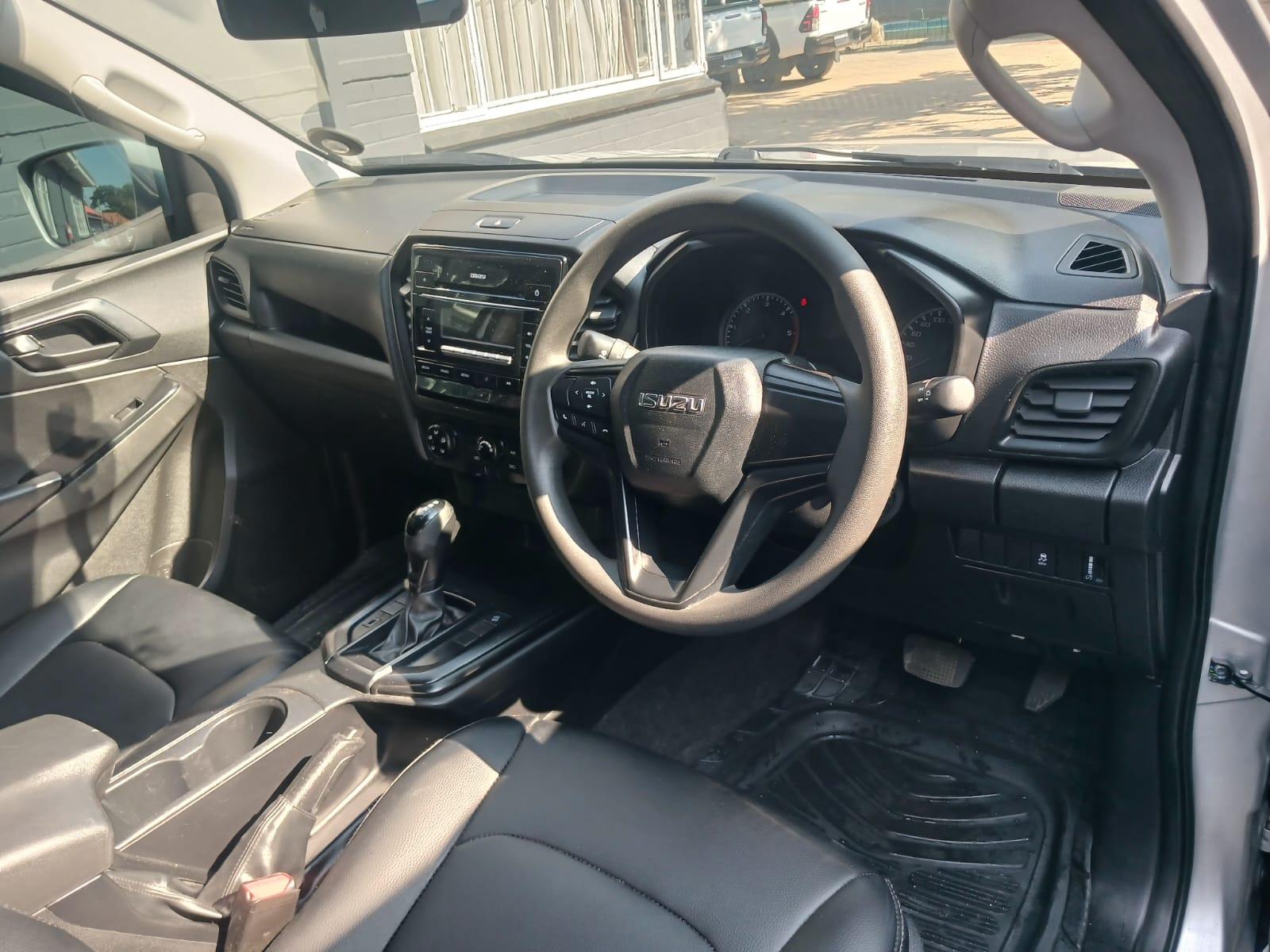 2023 Isuzu D-Max dmax 1.9 double cab automatic 4x2 — photo 10