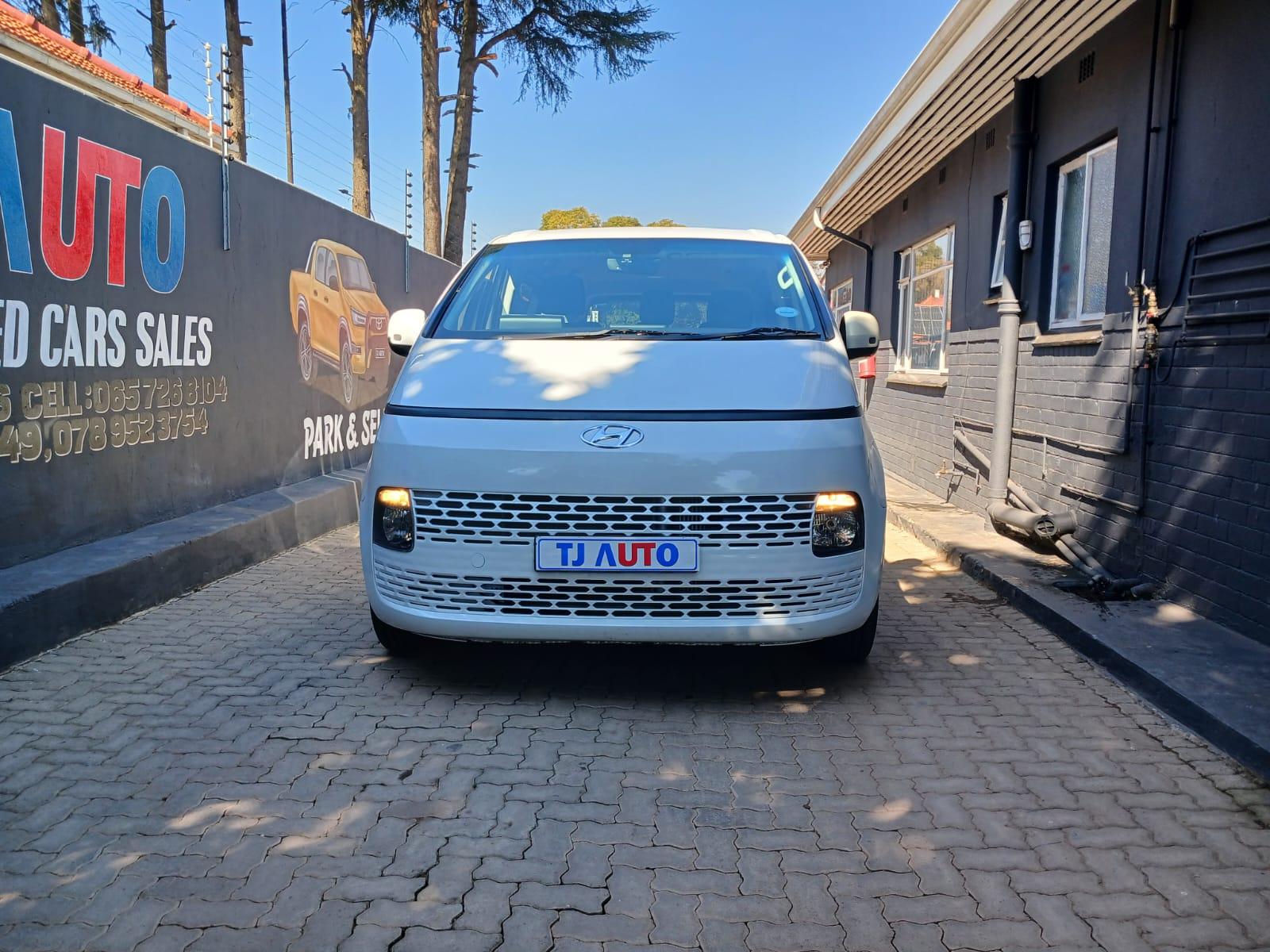 2021 Hyundai STARIA 2,2D AUTOMATIC — photo 2