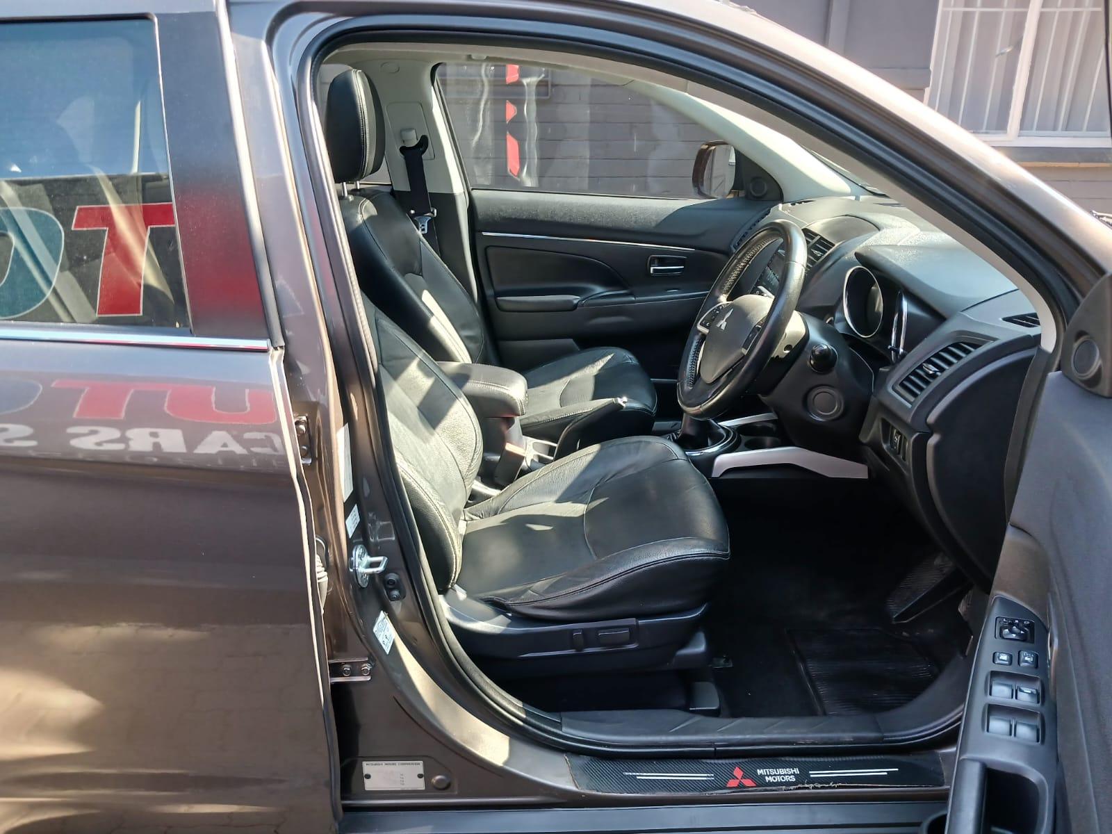 2015 Mitsubishi ASX 2.0 — photo 8