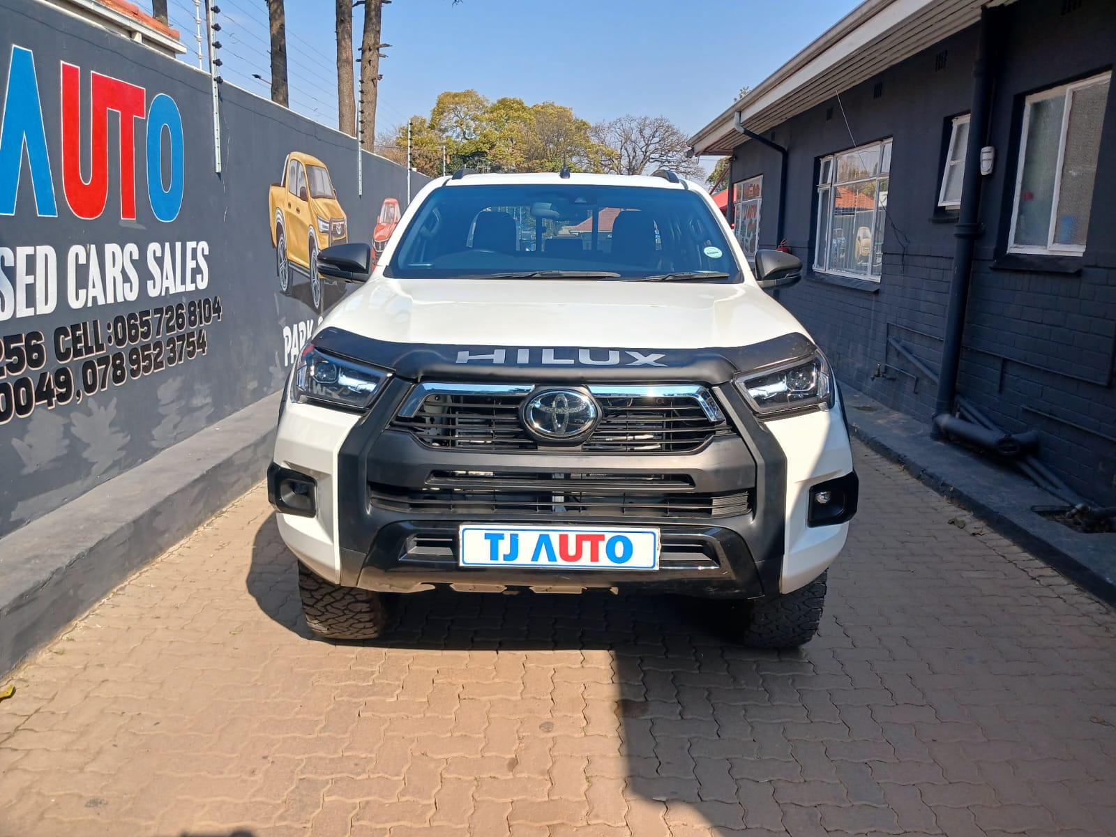 2023 Toyota Hilux 2.8 GD6 LEGEND 4X4 AUTOMATIC — photo 2