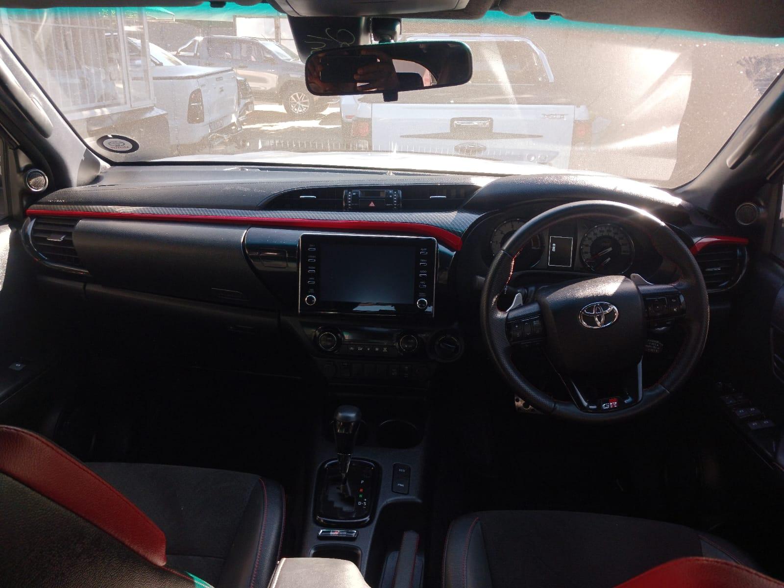 2024 Toyota Hilux 2.8 DOUBLE CAB 4X4 AUTOMATIC GR SPORT — photo 8