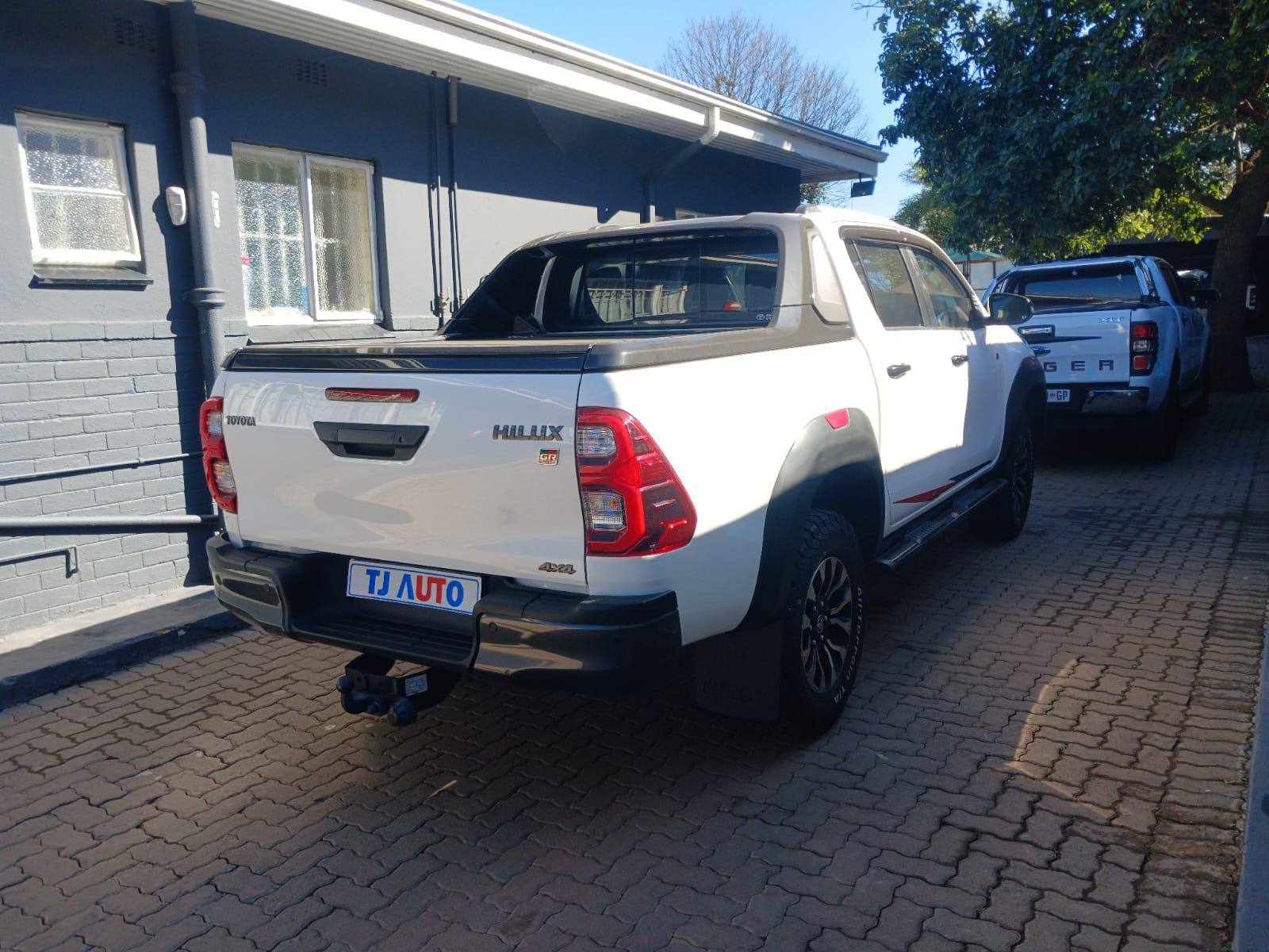 2024 Toyota Hilux 2.8 DOUBLE CAB 4X4 AUTOMATIC GR SPORT — photo 5