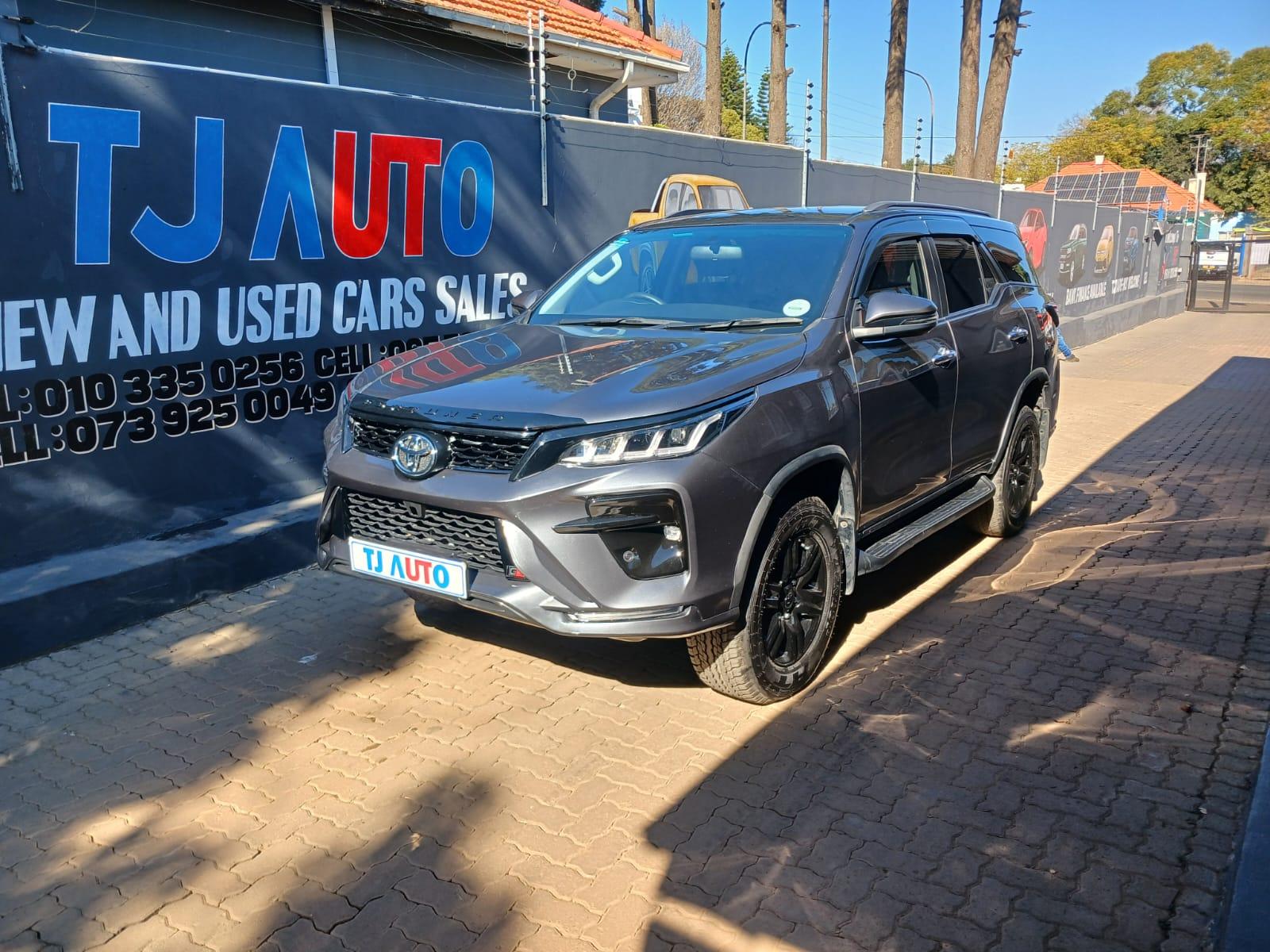 2023 Toyota Fortuner 2,4gd6 automatic 4x4 — photo 1