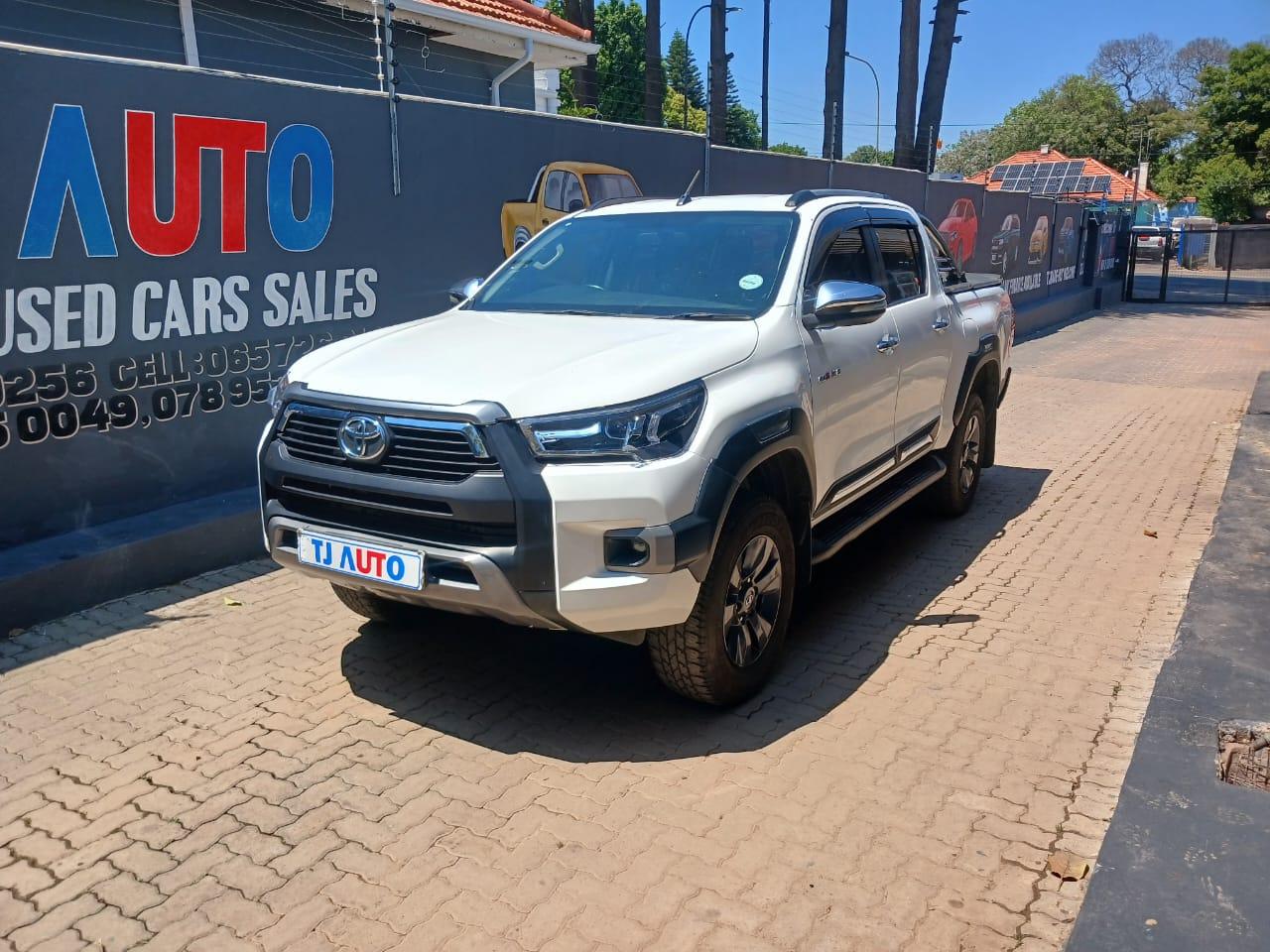 2017 Toyota Hilux 2.8GD-6 DOUBLE CAB RAIDER