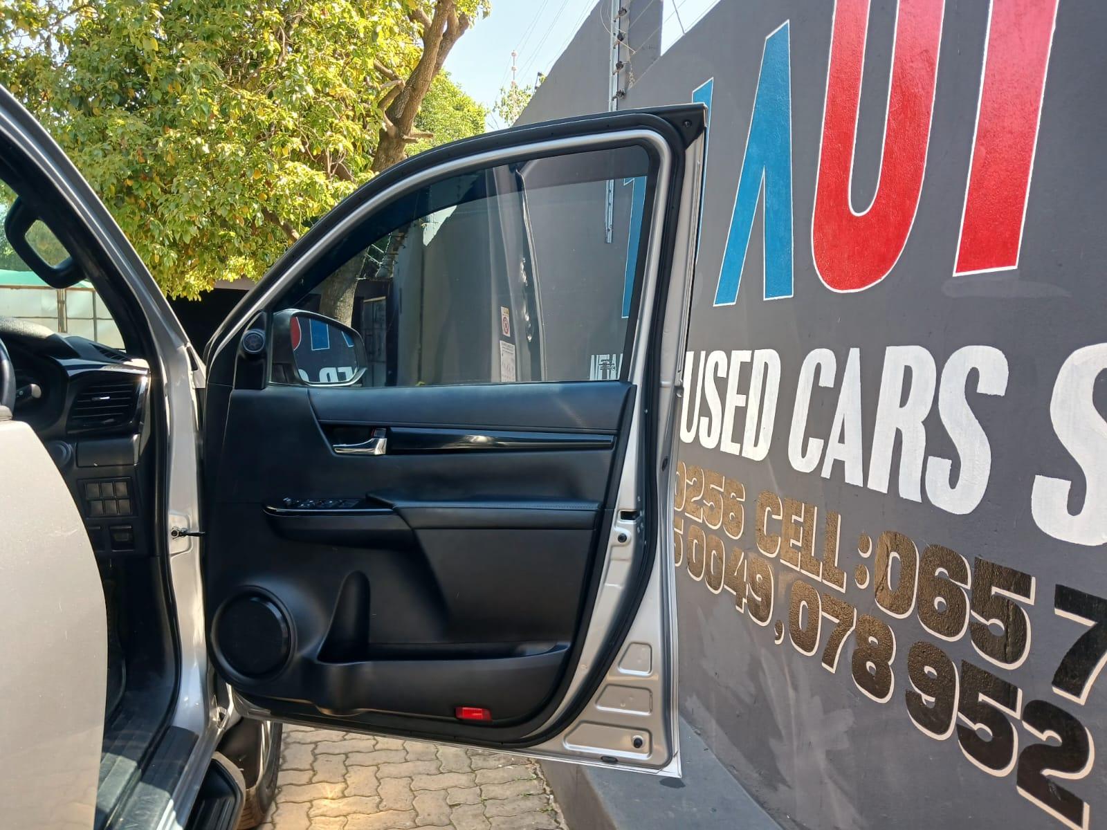 2018 Toyota Hilux 2.8 GD 6 Dakar double cab 4x2 — photo 13