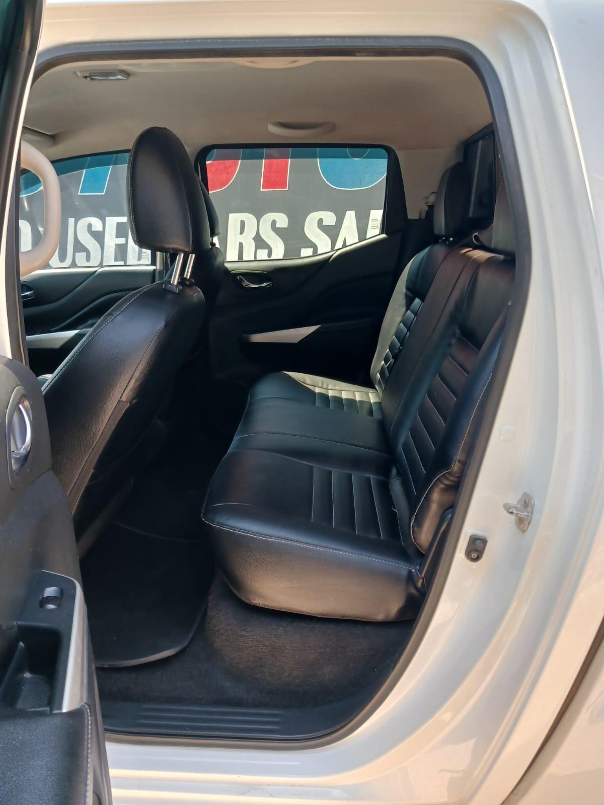 2017 Nissan Navara 2,5 double cab tddi se 4x4 — photo 12